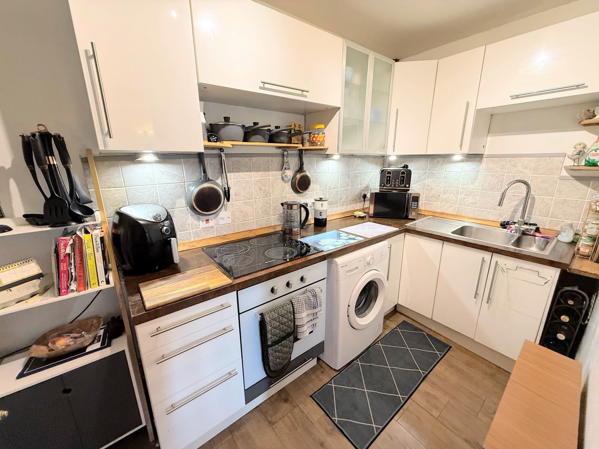 2 bed terraced cottage for sale in Mount Tabor Road, Halifax  - Property Image 12
