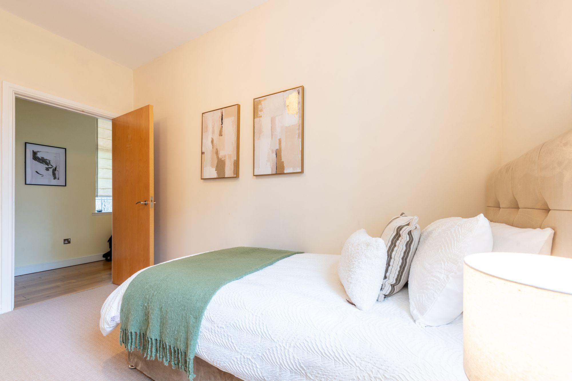 2 bed flat for sale in Sinderhill Court, Halifax  - Property Image 32