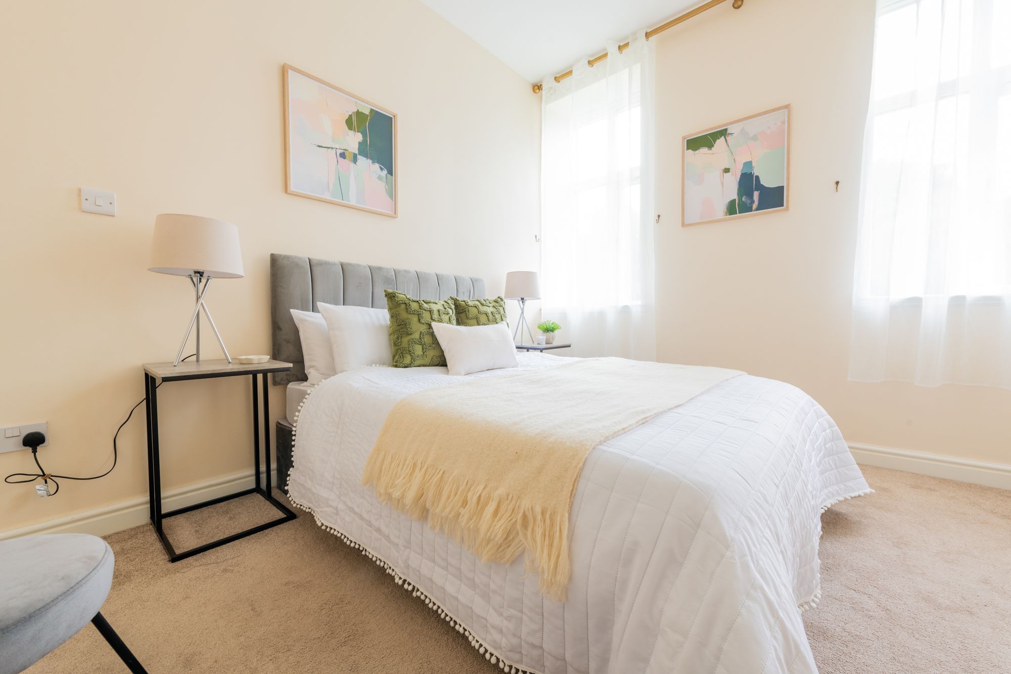 2 bed flat for sale in Sinderhill Court, Halifax 3