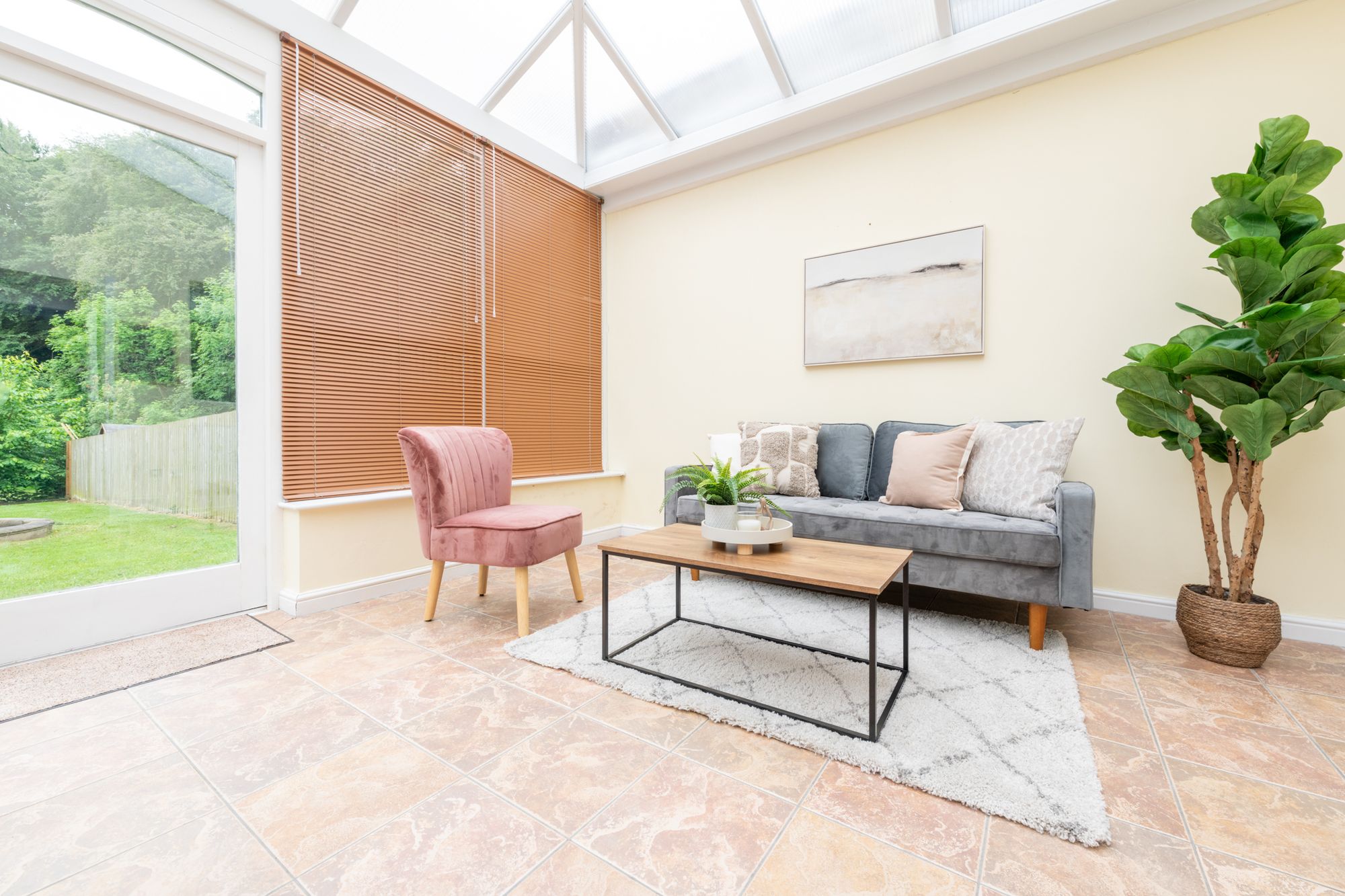 2 bed flat for sale in Sinderhill Court, Halifax 2