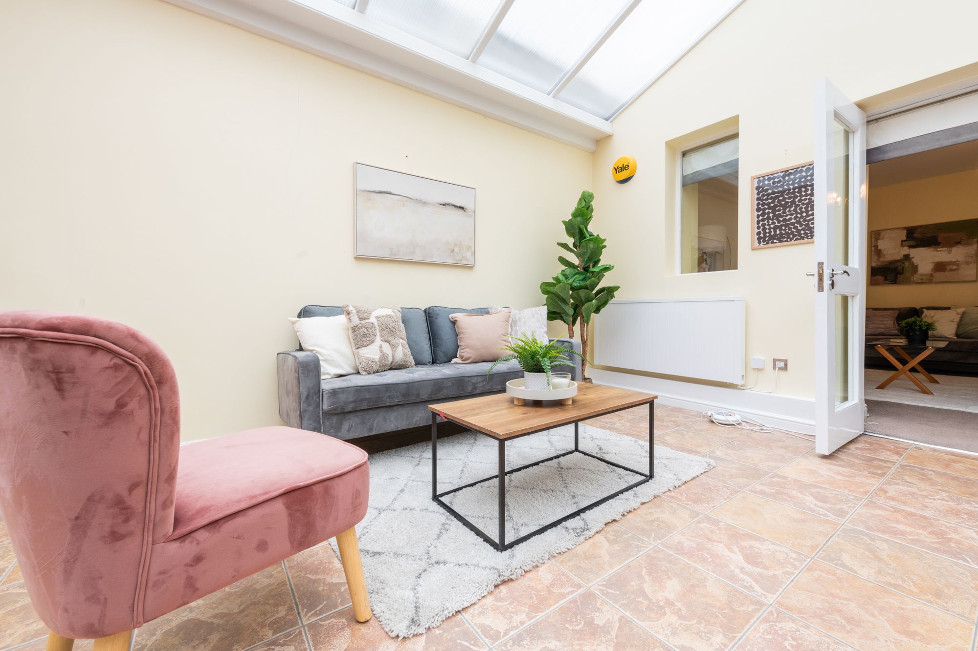 2 bed flat for sale in Sinderhill Court, Halifax  - Property Image 13