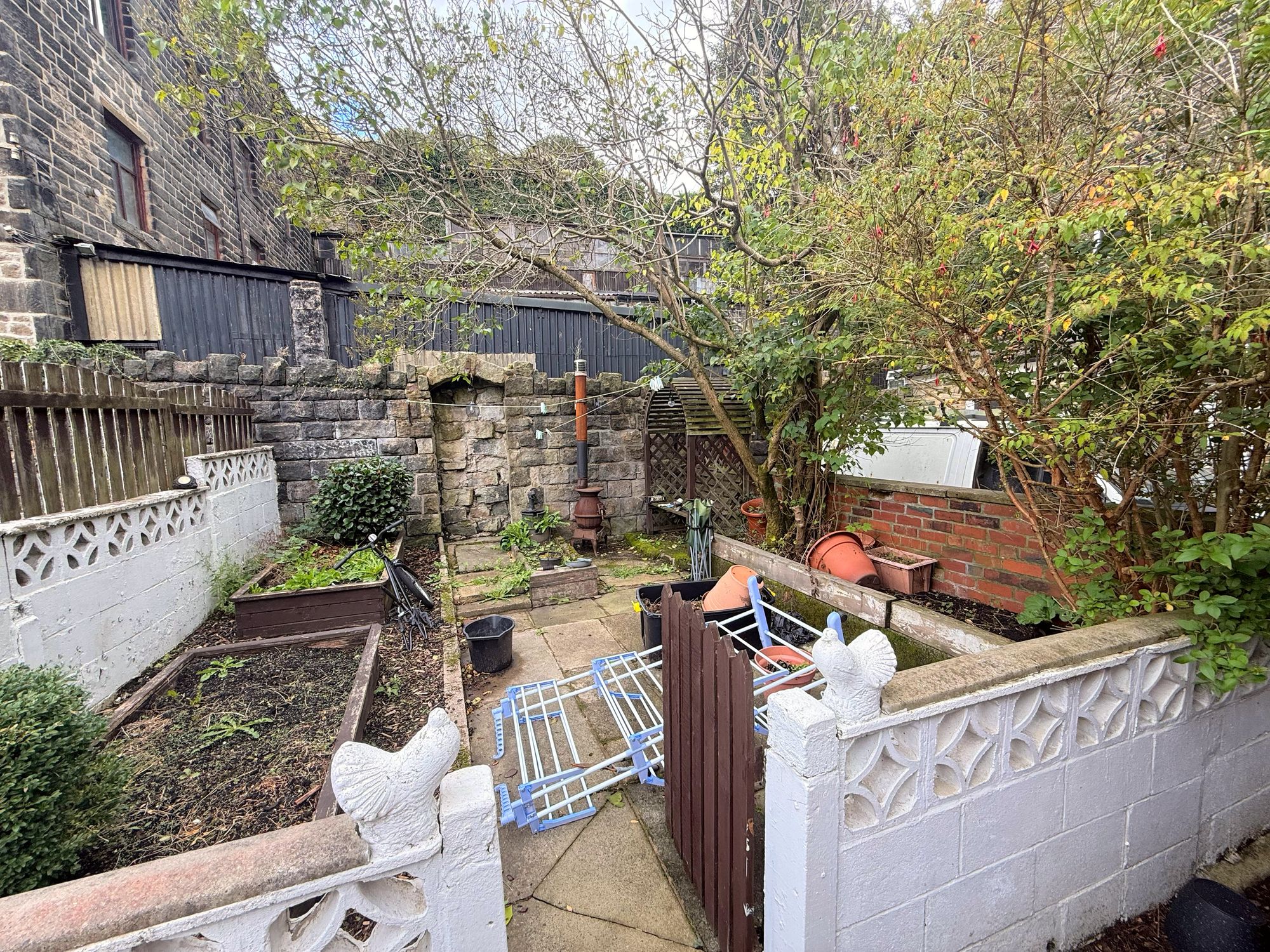 4 bed end of terrace house to rent in Burnley Road, Todmorden 17