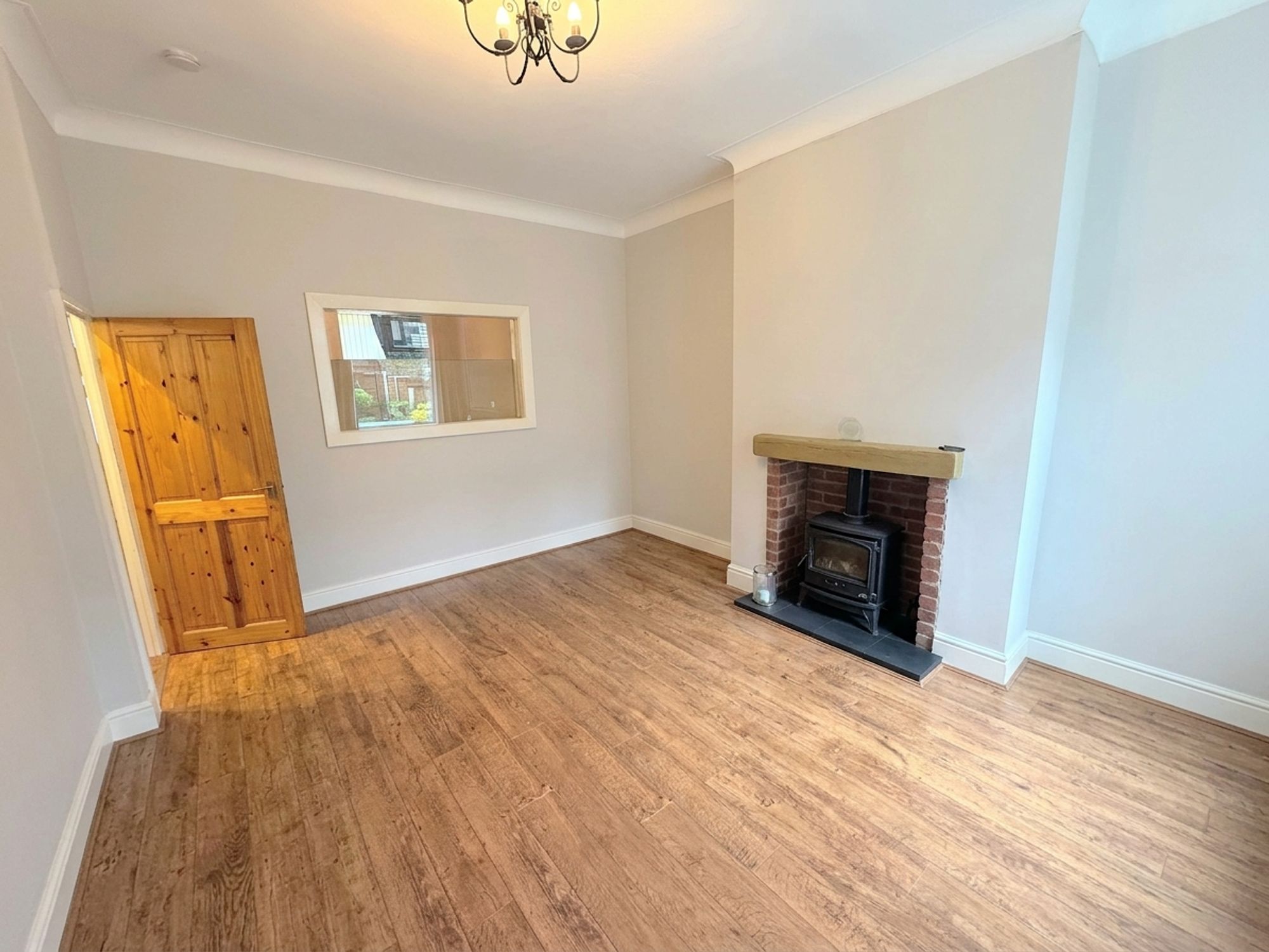 4 bed end of terrace house to rent in Burnley Road, Todmorden 7