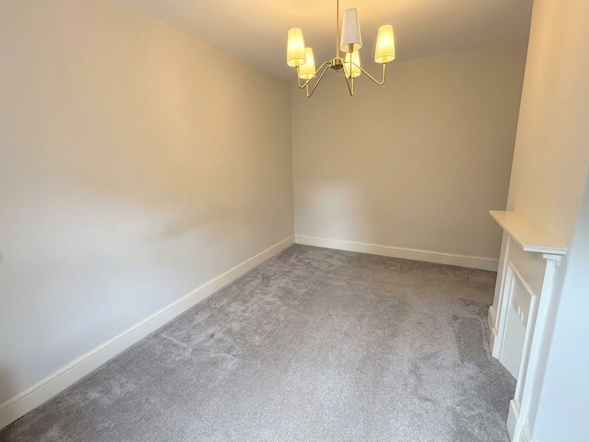 4 bed end of terrace house to rent in Burnley Road, Todmorden 10