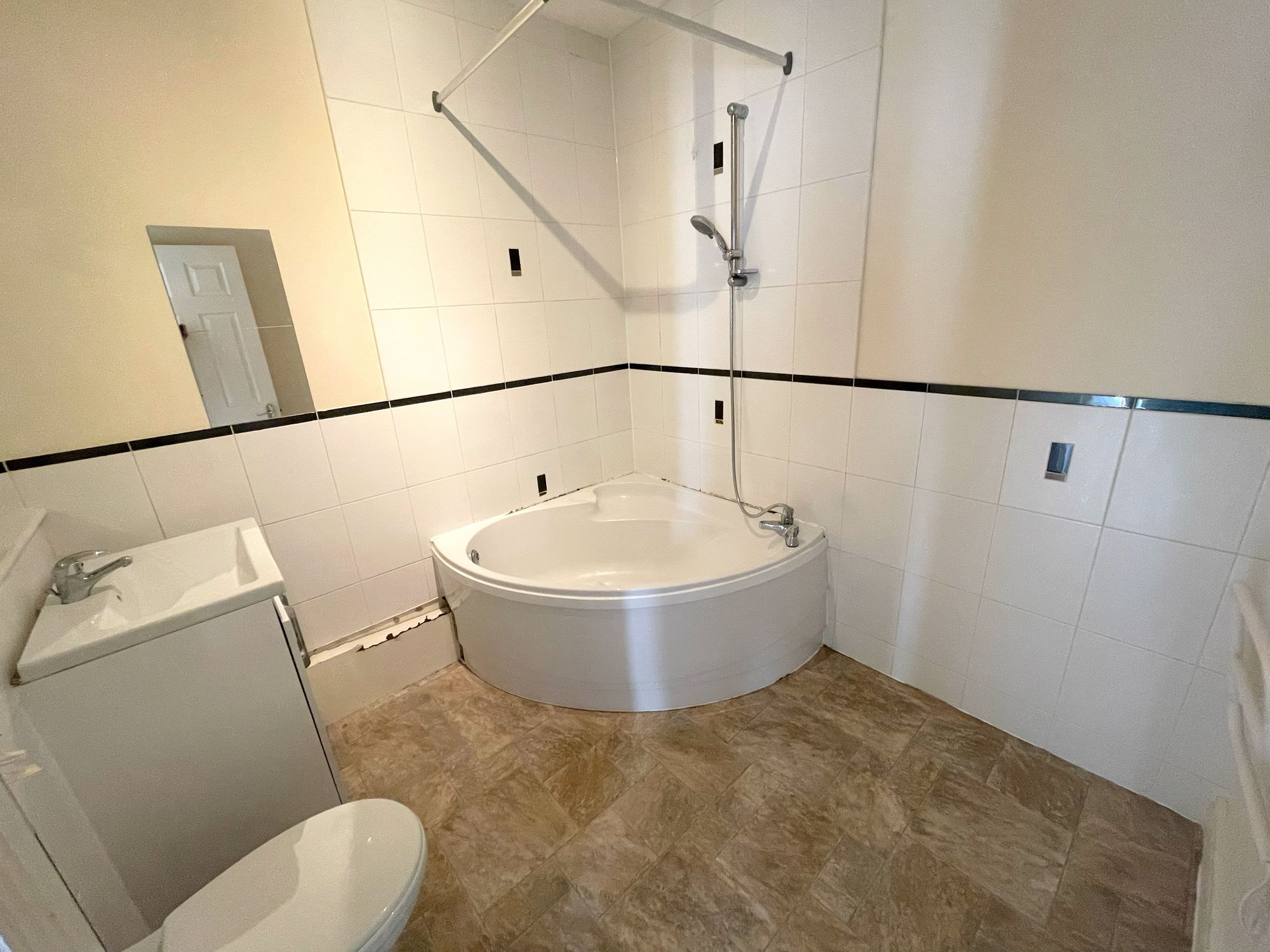 2 bed flat to rent in Garden Street North, Halifax  - Property Image 14