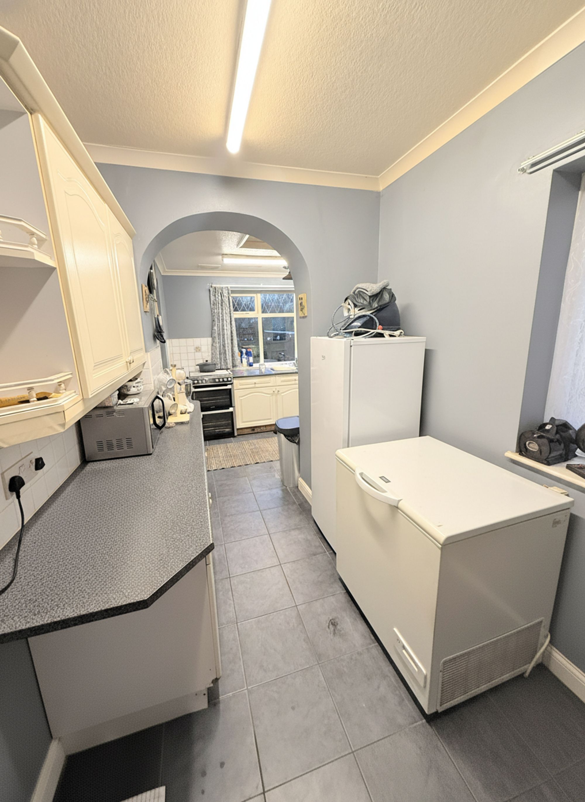 3 bed semi-detached house for sale in Sandown Road, Halifax  - Property Image 10