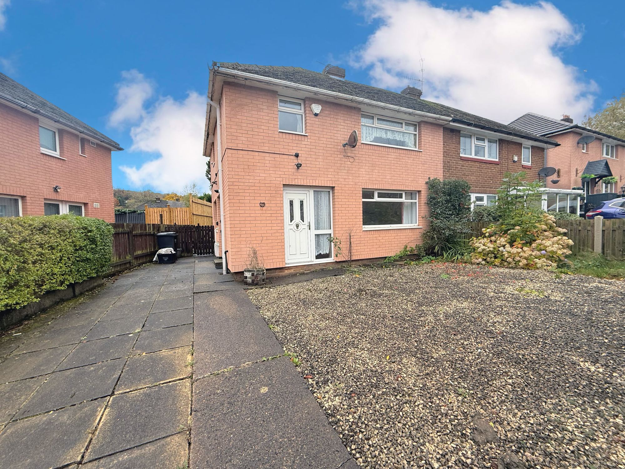 3 bed semi-detached house for sale in Woodbrook Avenue, Halifax 4