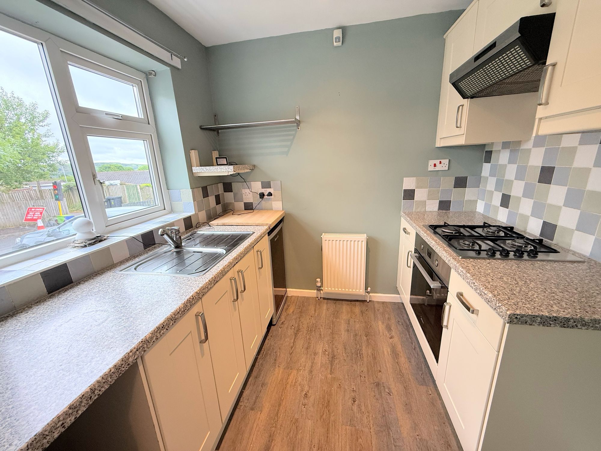 2 bed terraced house for sale in Heathmoor Close, Halifax  - Property Image 2