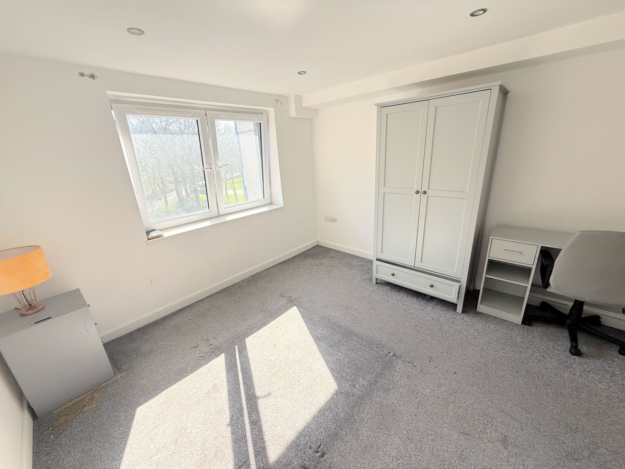 2 bed flat for sale in Wheatley Court, Halifax  - Property Image 15