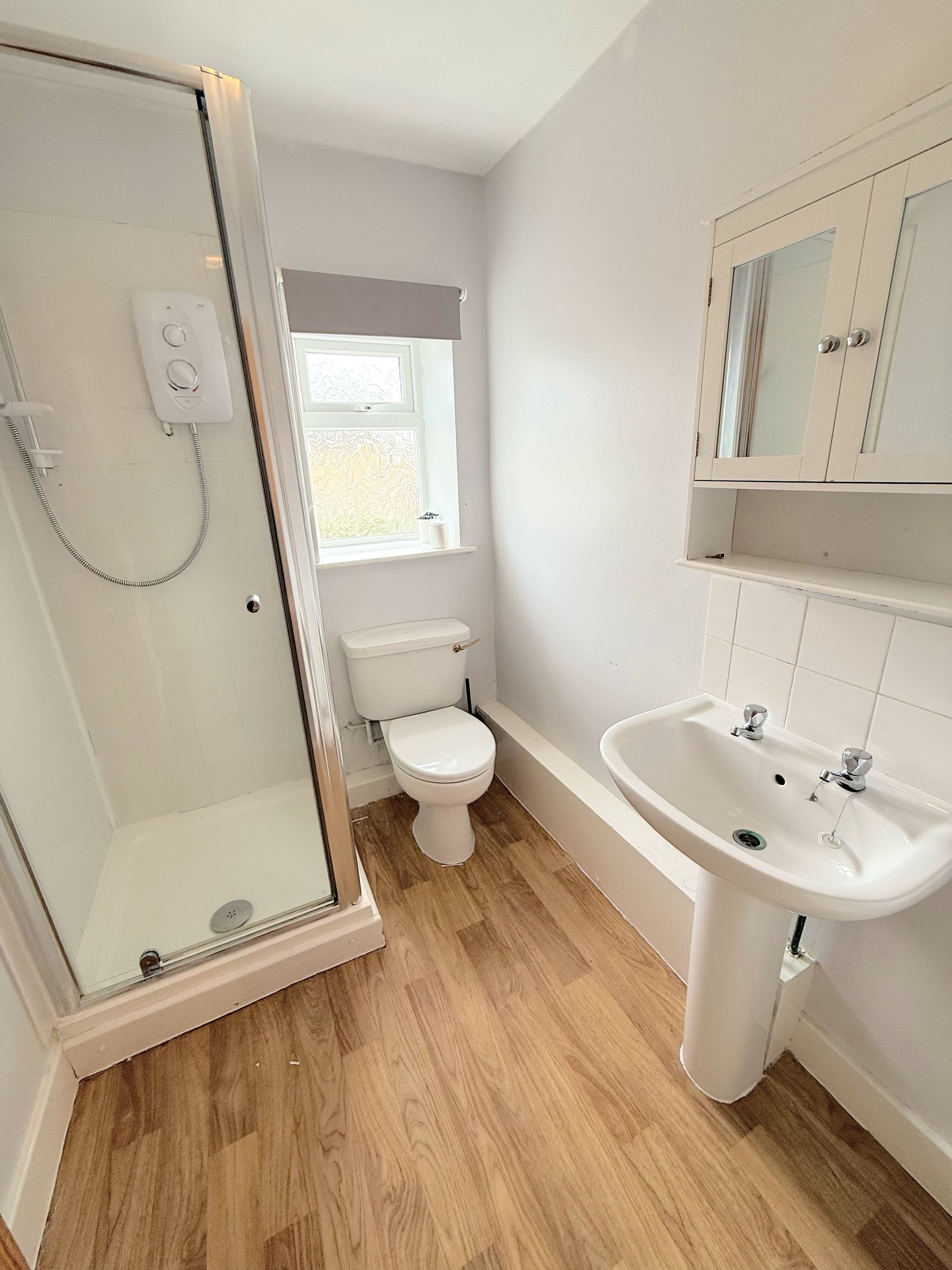 2 bed terraced house to rent in Withinfields, Halifax 9