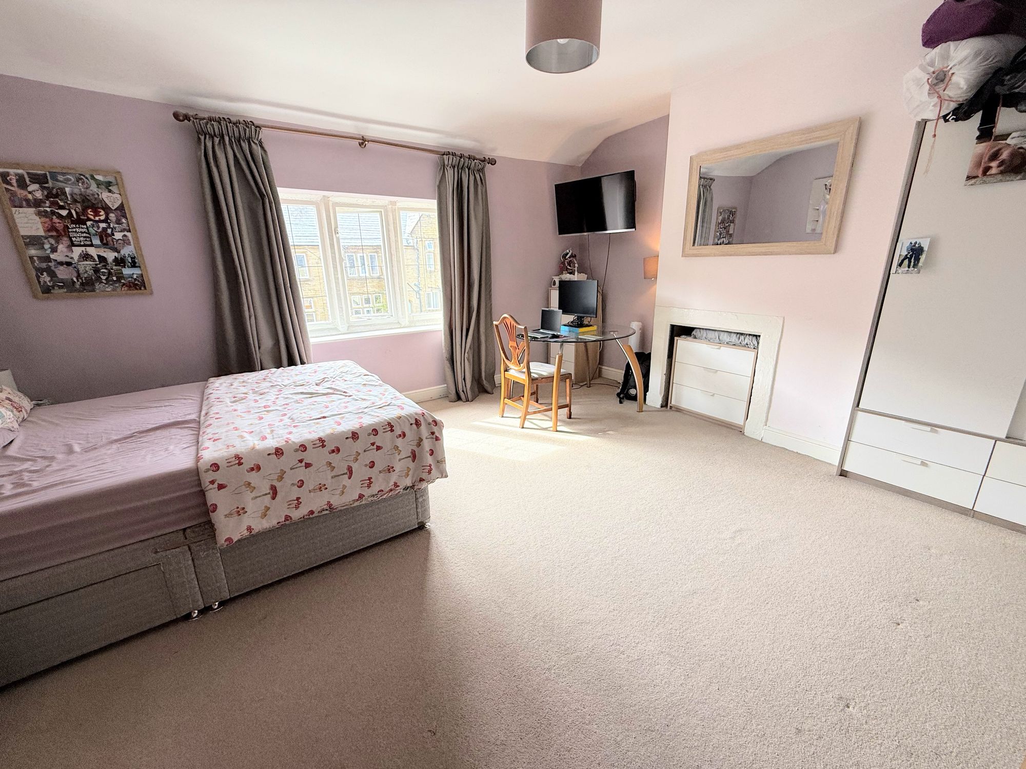 2 bed mid-terraced house for sale in Railway Terrace, Halifax 13