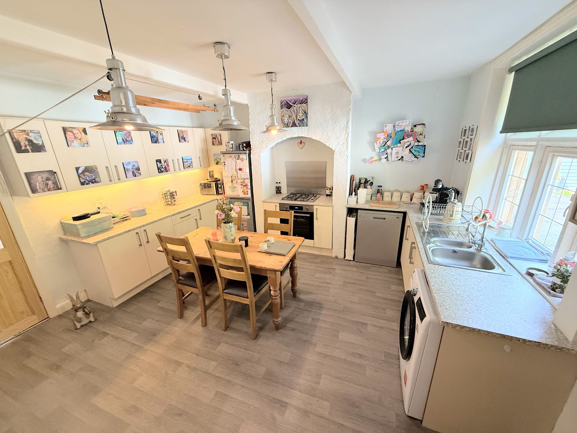 2 bed mid-terraced house for sale in Railway Terrace, Halifax 2