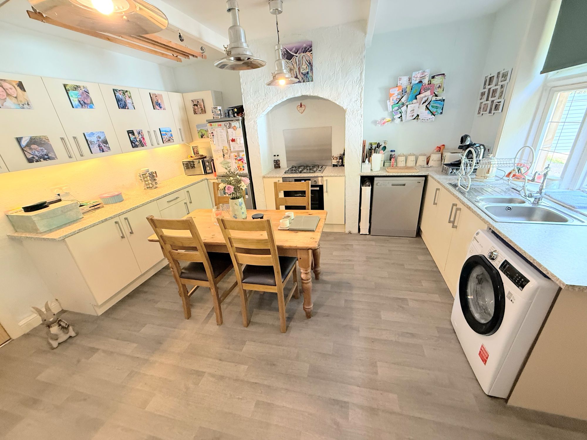 2 bed mid-terraced house for sale in Railway Terrace, Halifax  - Property Image 12