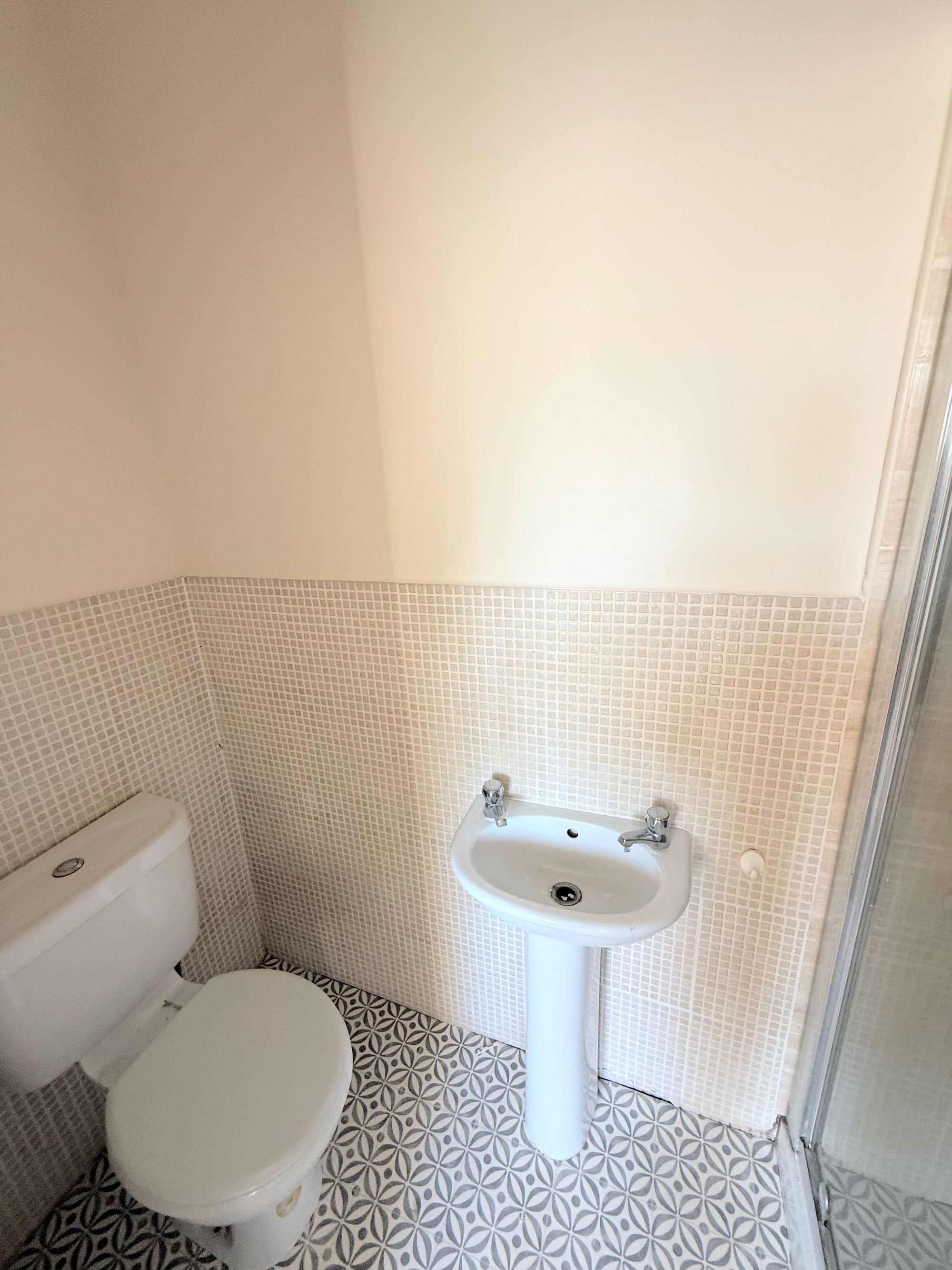 4 bed to rent in Stanley Street, Brighouse 8