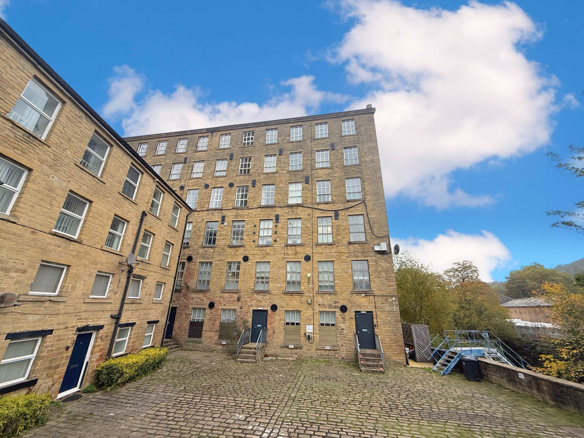 2 bed apartment for sale in Wharf Street, Sowerby Bridge  - Property Image 4