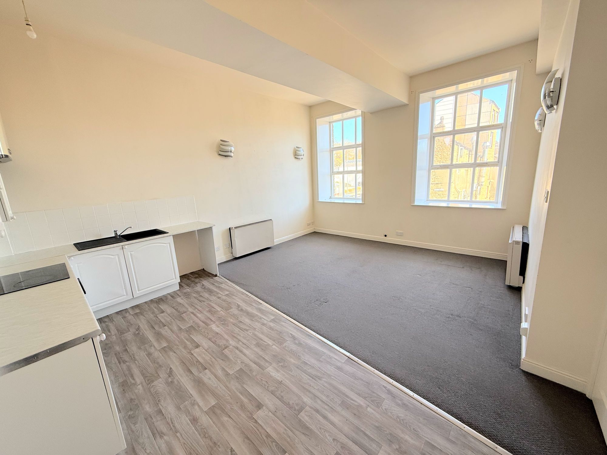 2 bed apartment for sale in Wharf Street, Sowerby Bridge  - Property Image 2