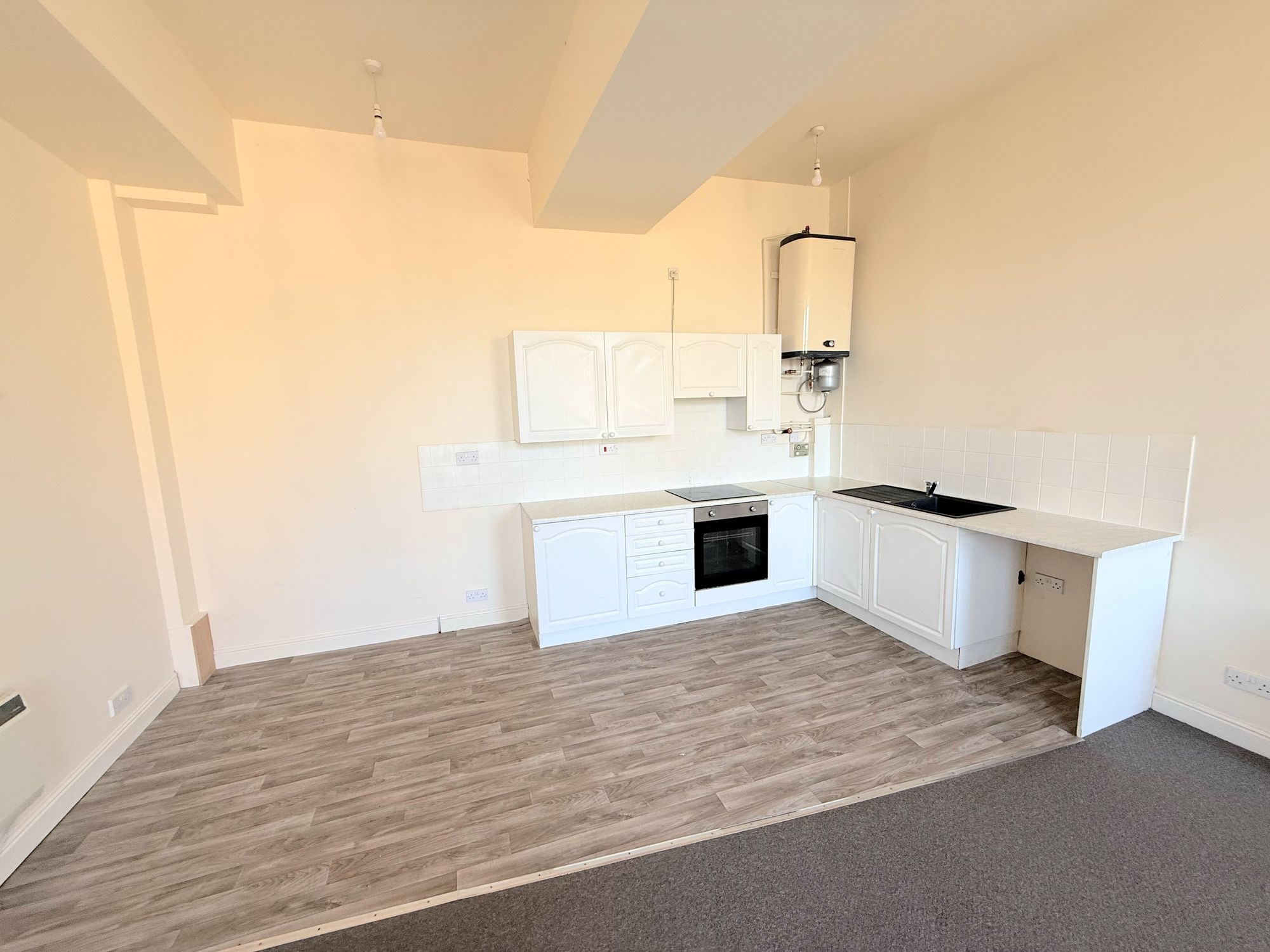 2 bed apartment for sale in Wharf Street, Sowerby Bridge  - Property Image 10