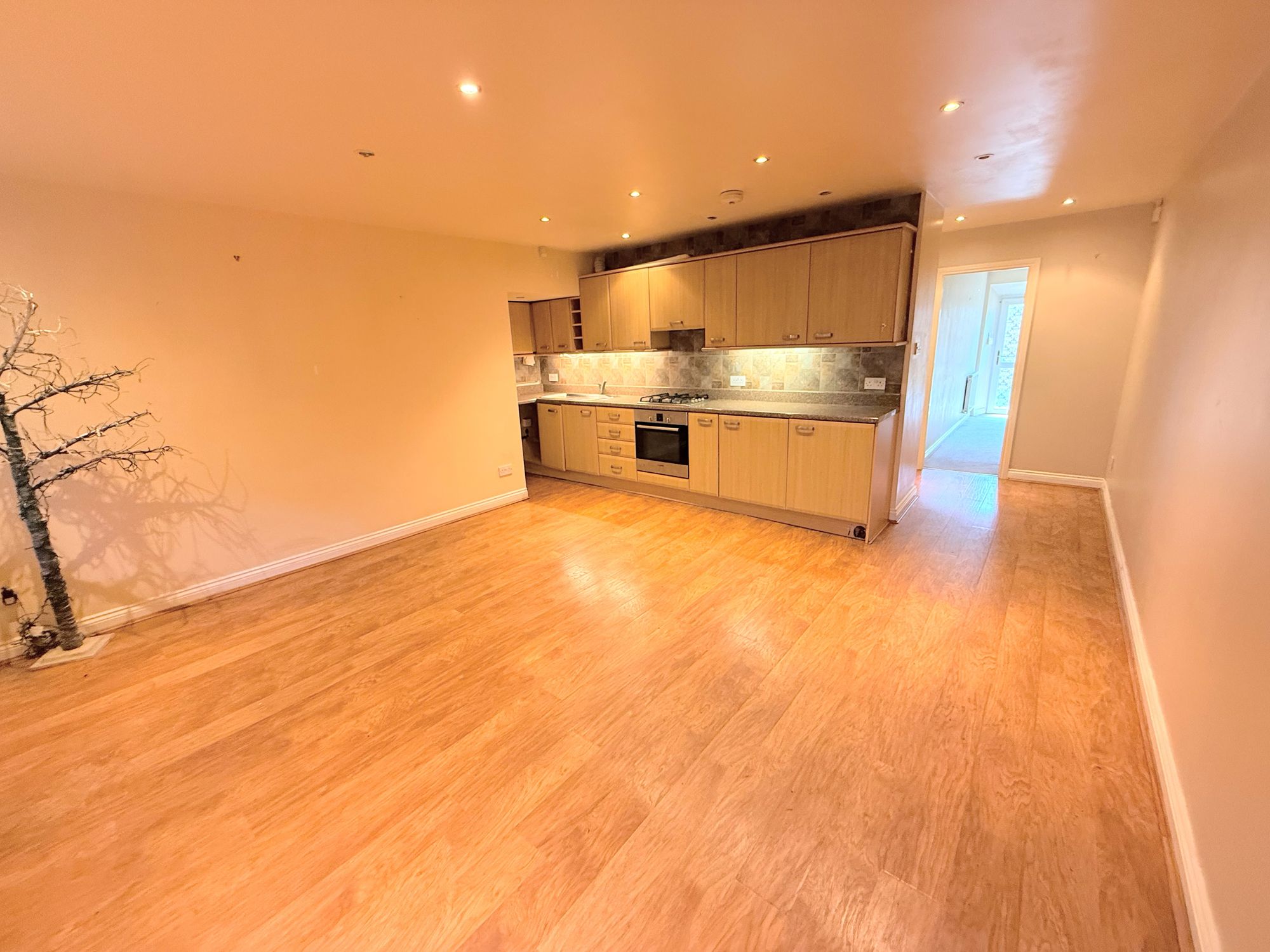 1 bed apartment for sale in Kell Lane, Halifax  - Property Image 6