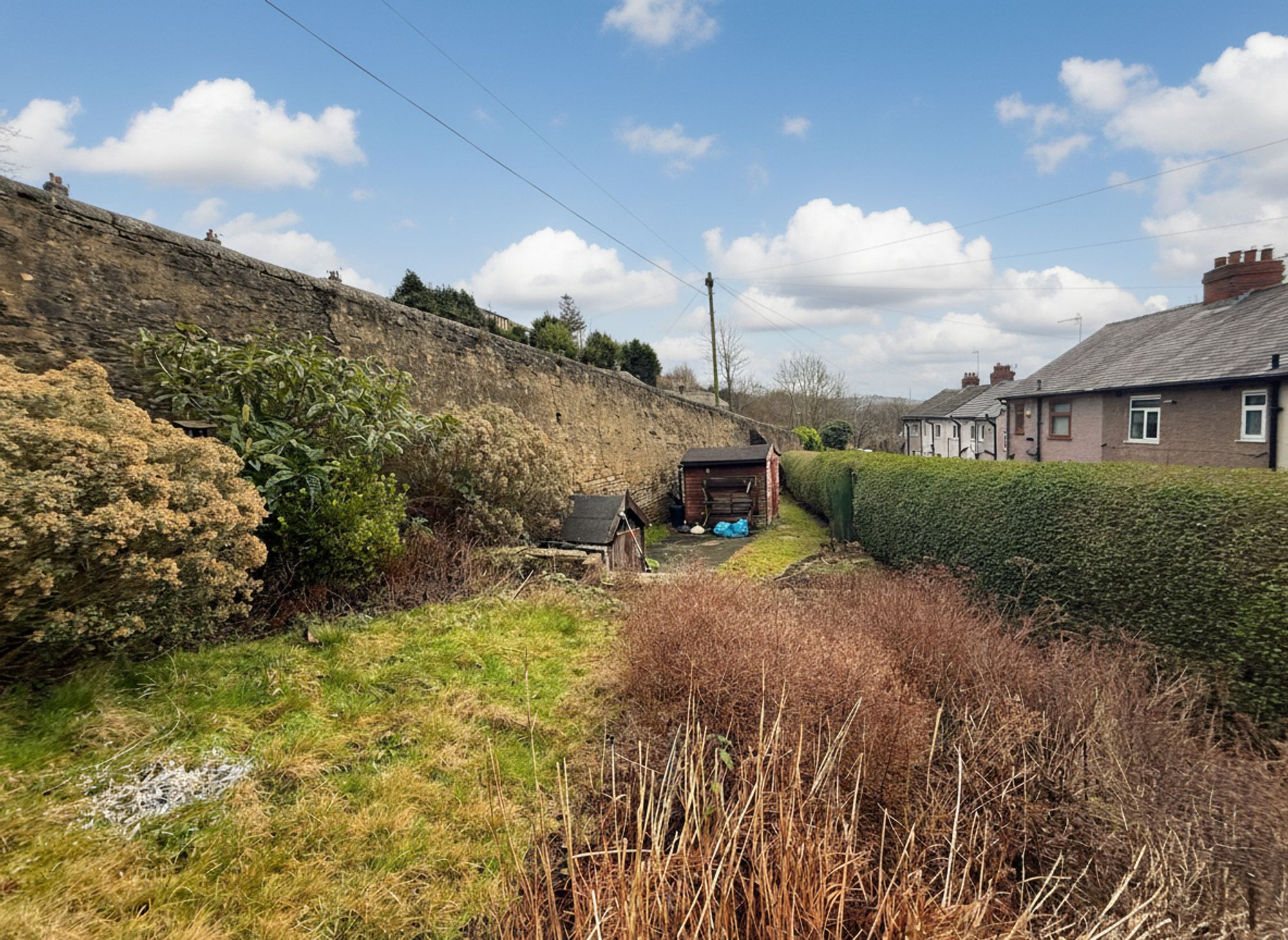 3 bed mid-terraced house for sale in Lower Range, Halifax 3