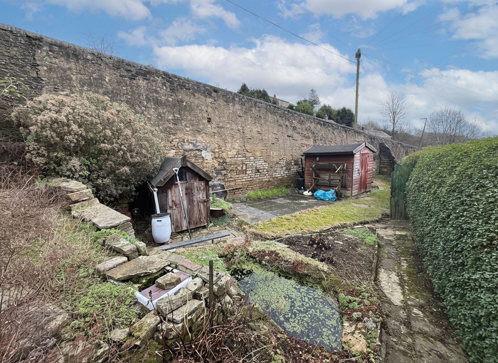 3 bed mid-terraced house for sale in Lower Range, Halifax 29