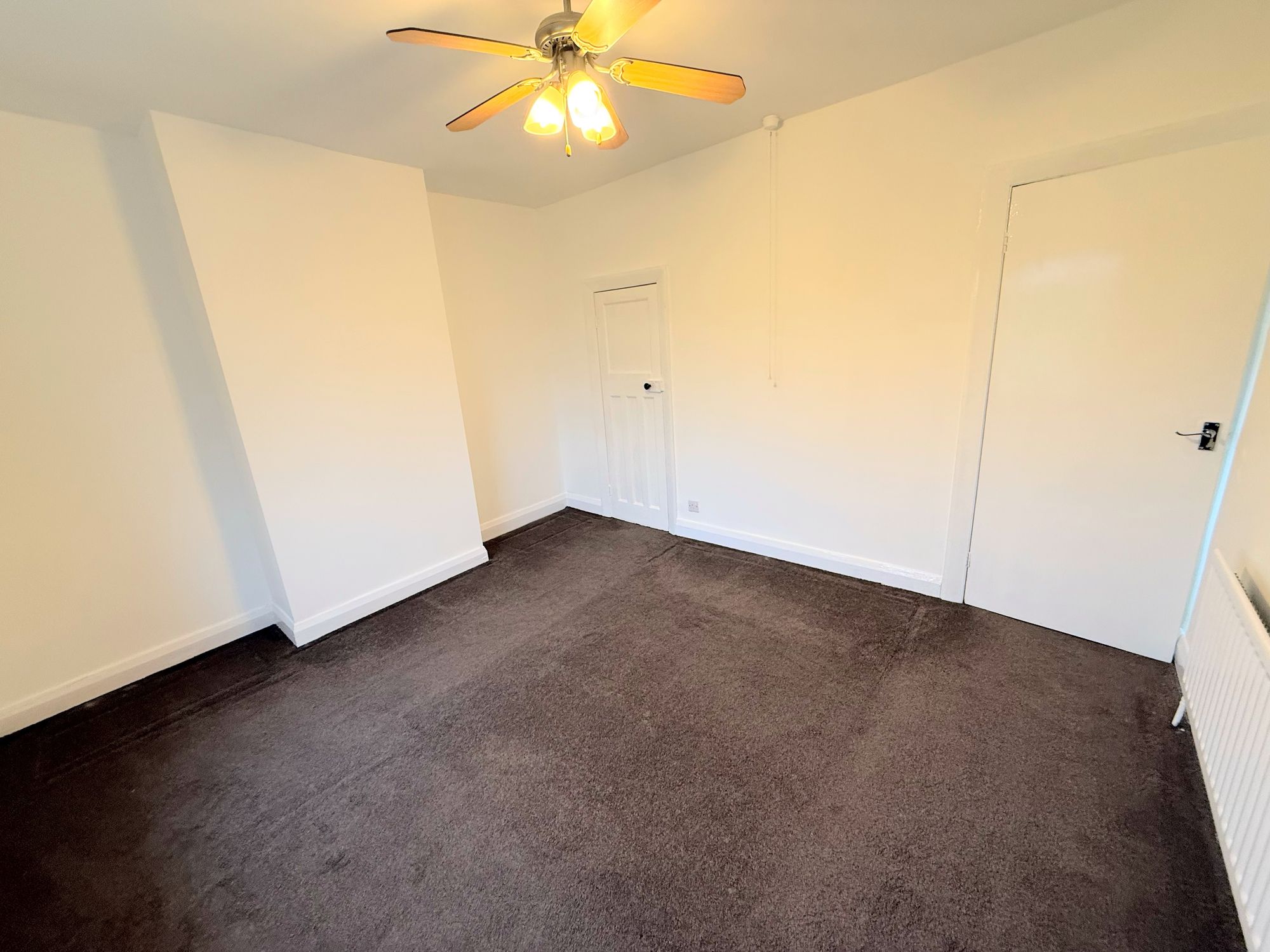 2 bed mid-terraced house for sale in Ovenden Way, Halifax 11