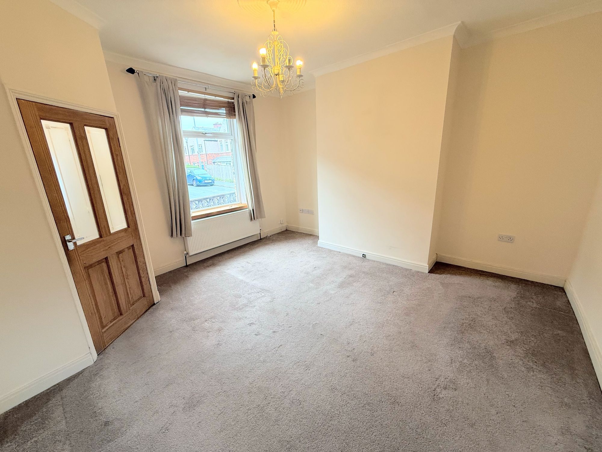 2 bed end of terrace house for sale in Derby Street, Sowerby Bridge  - Property Image 2