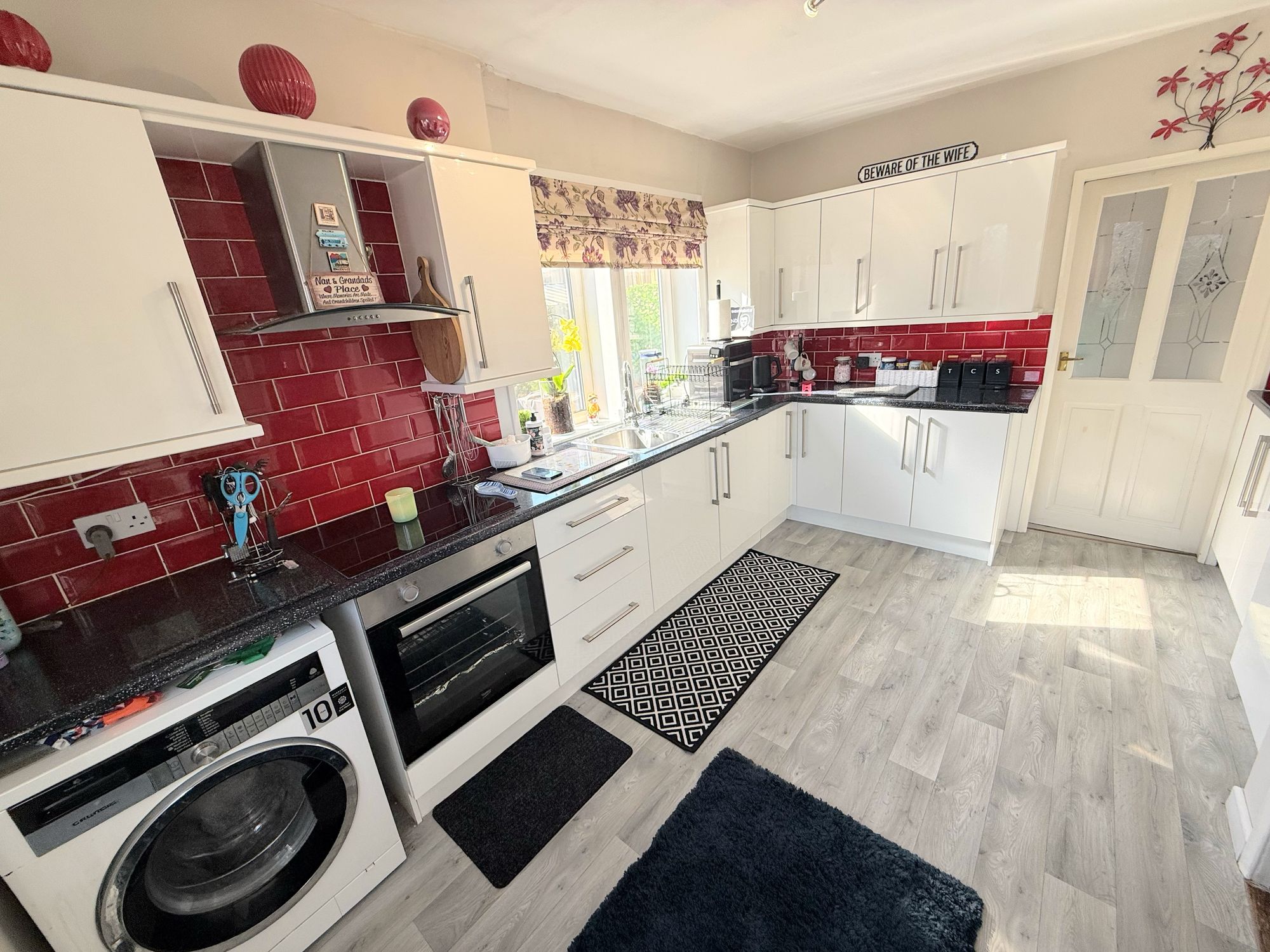 3 bed semi-detached house for sale in Myrtle Drive, Halifax 8