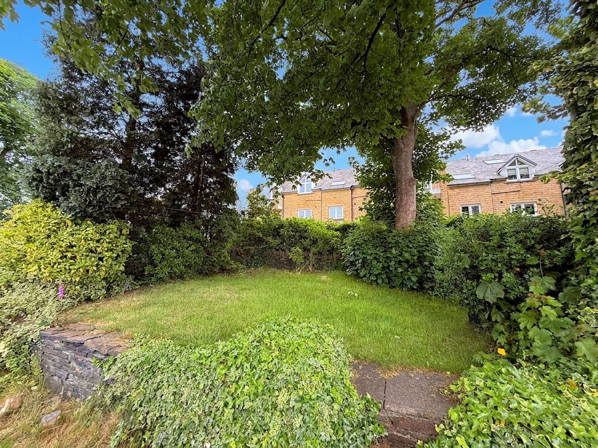 3 bed semi-detached house for sale in Hill View Gardens, Halifax 26