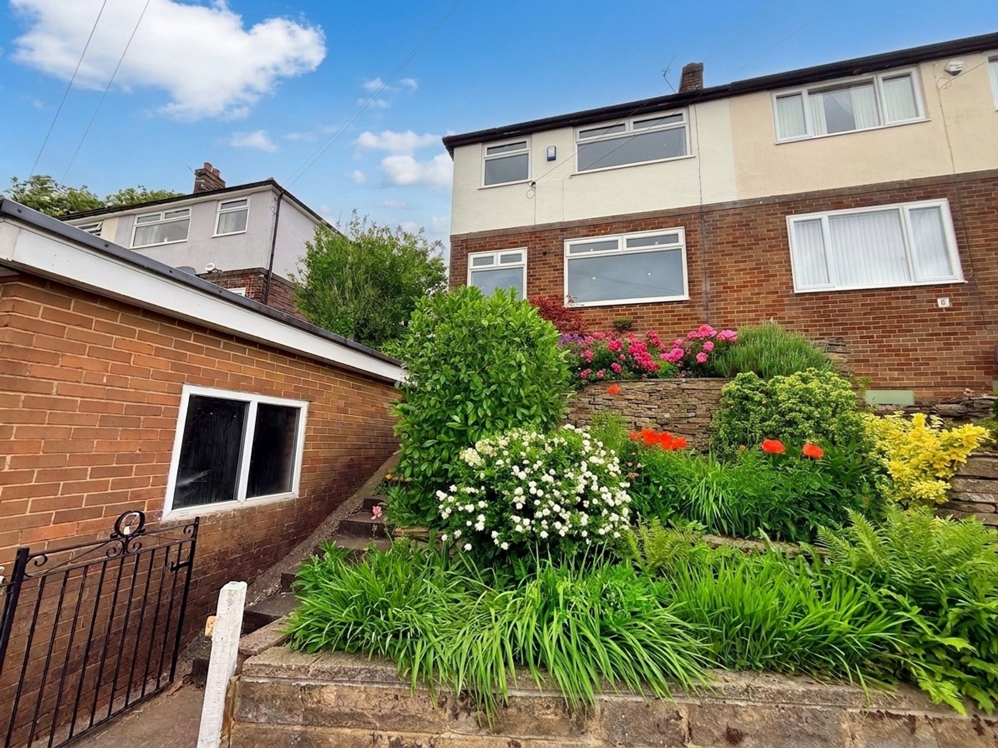 3 bed semi-detached house for sale in Hill View Gardens, Halifax 4
