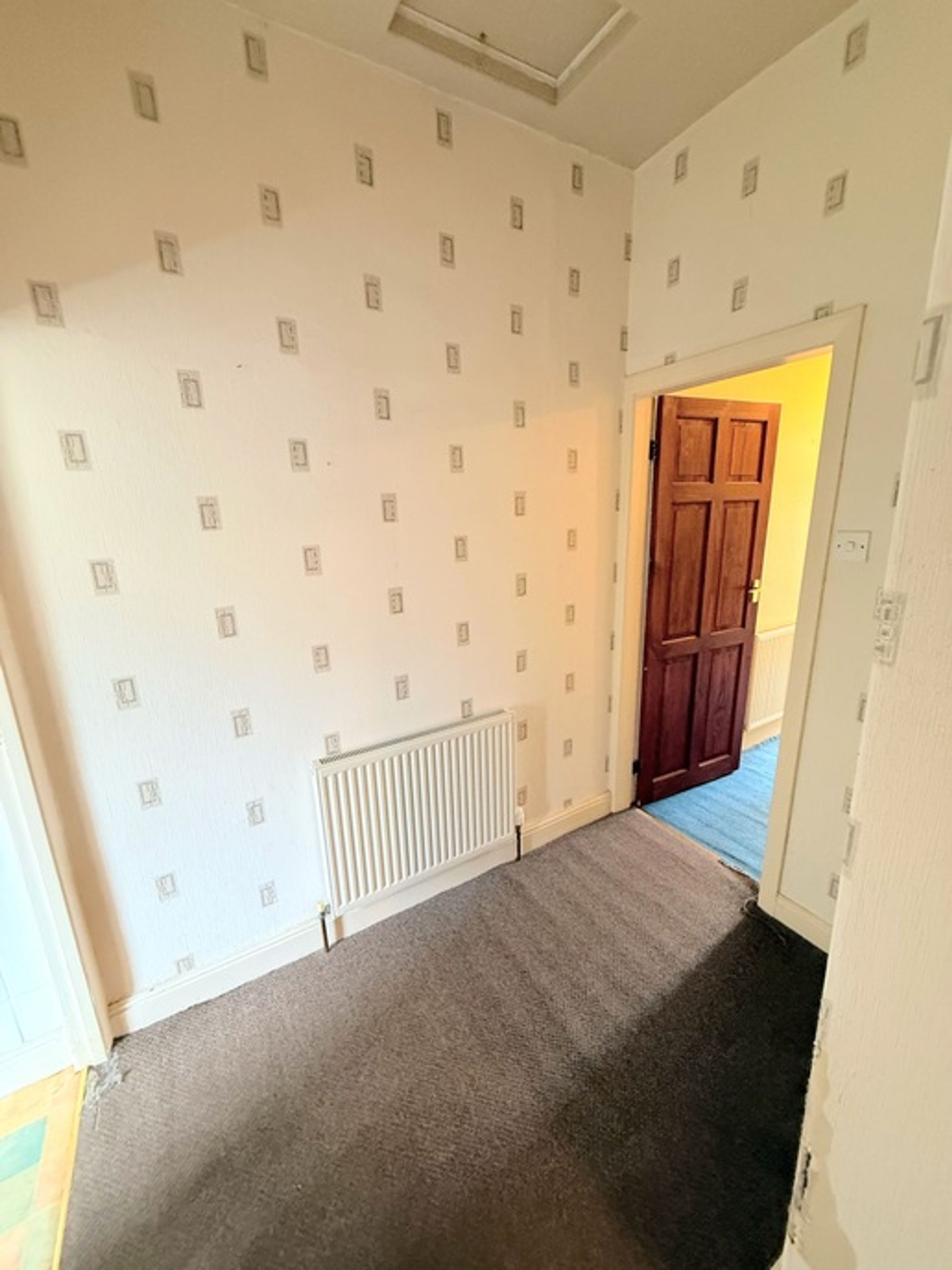 3 bed terraced house for sale in Woodside Grove, Halifax  - Property Image 13