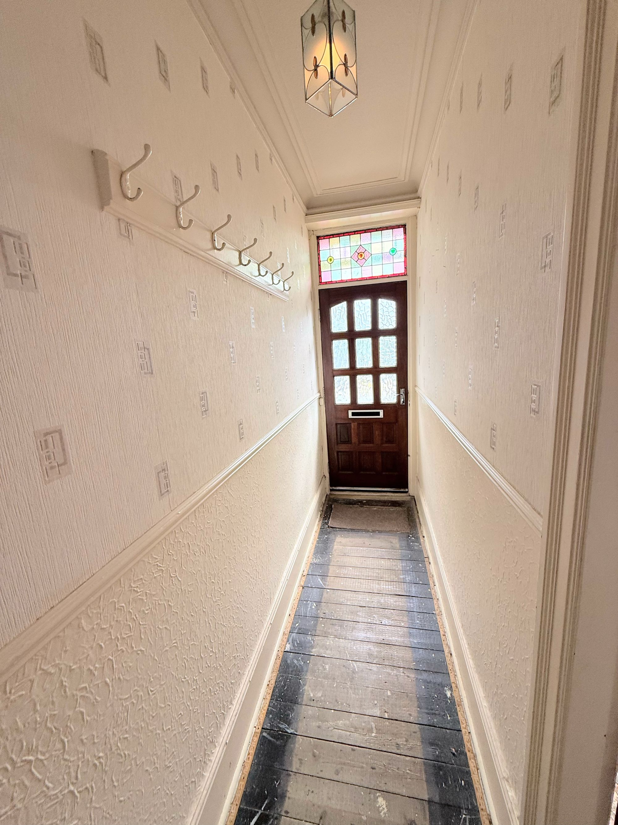 3 bed terraced house for sale in Woodside Grove, Halifax  - Property Image 6