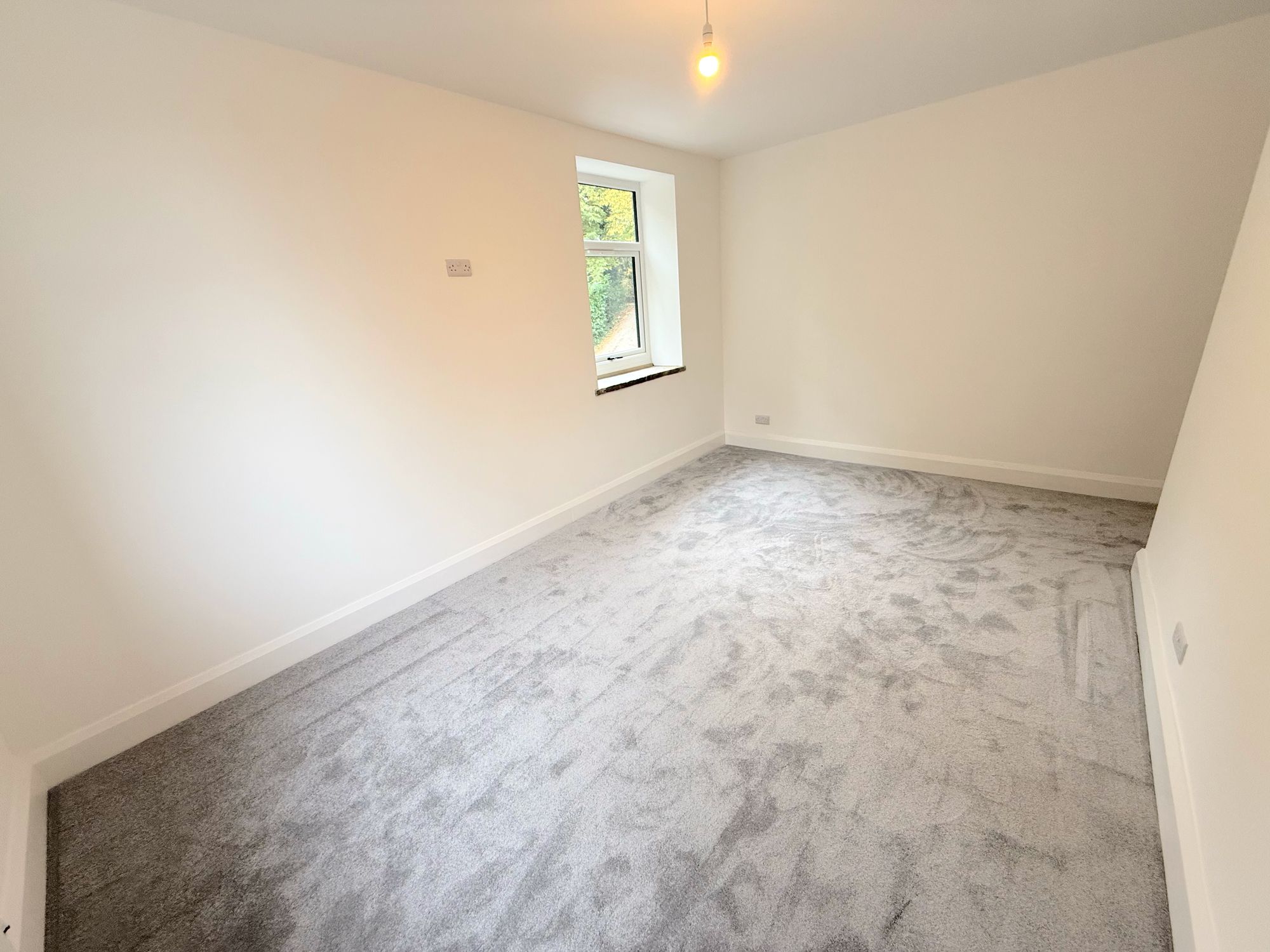 4 bed house for sale in Ovenden Wood, Halifax 19