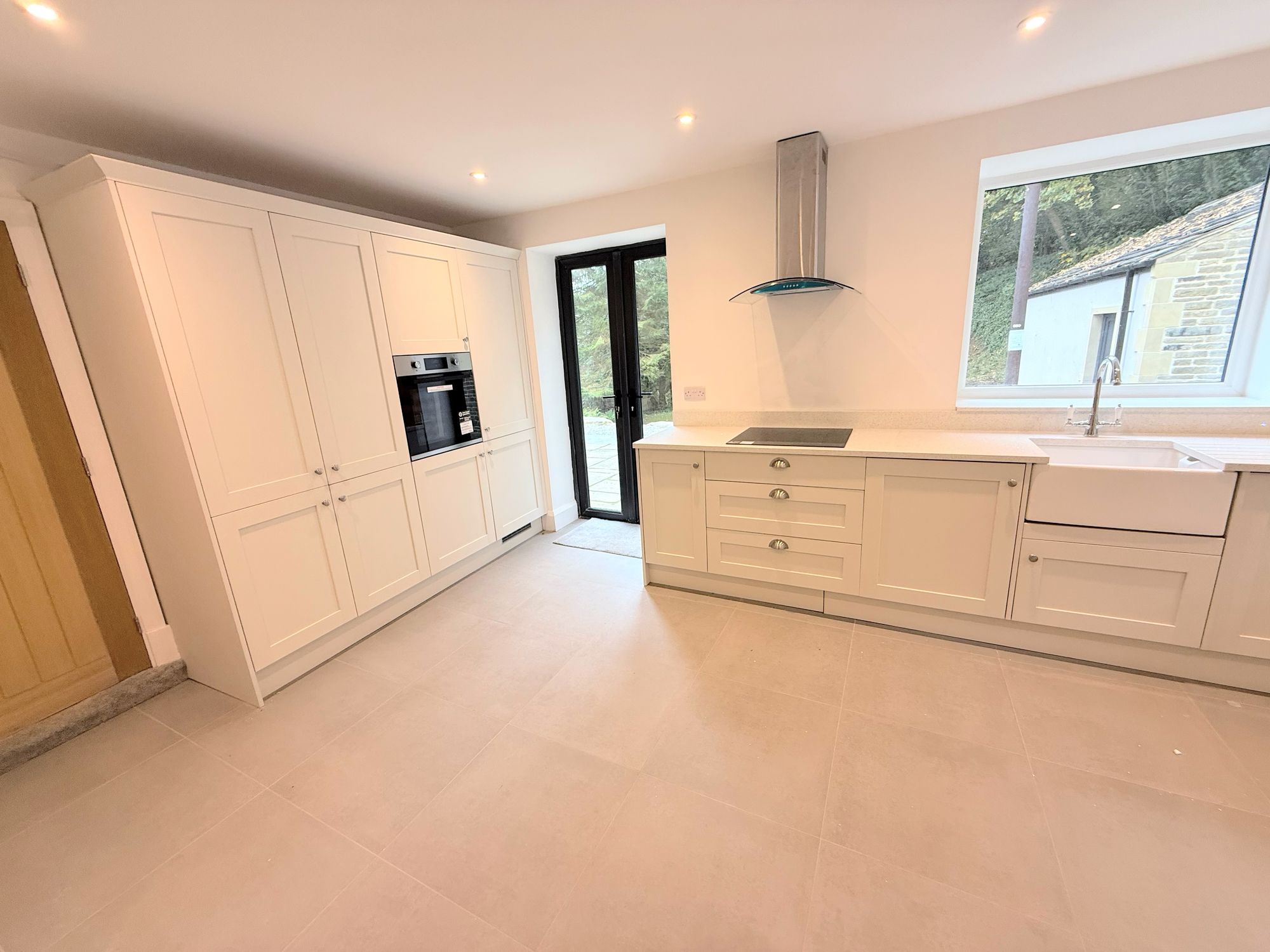 4 bed house for sale in Ovenden Wood, Halifax  - Property Image 14