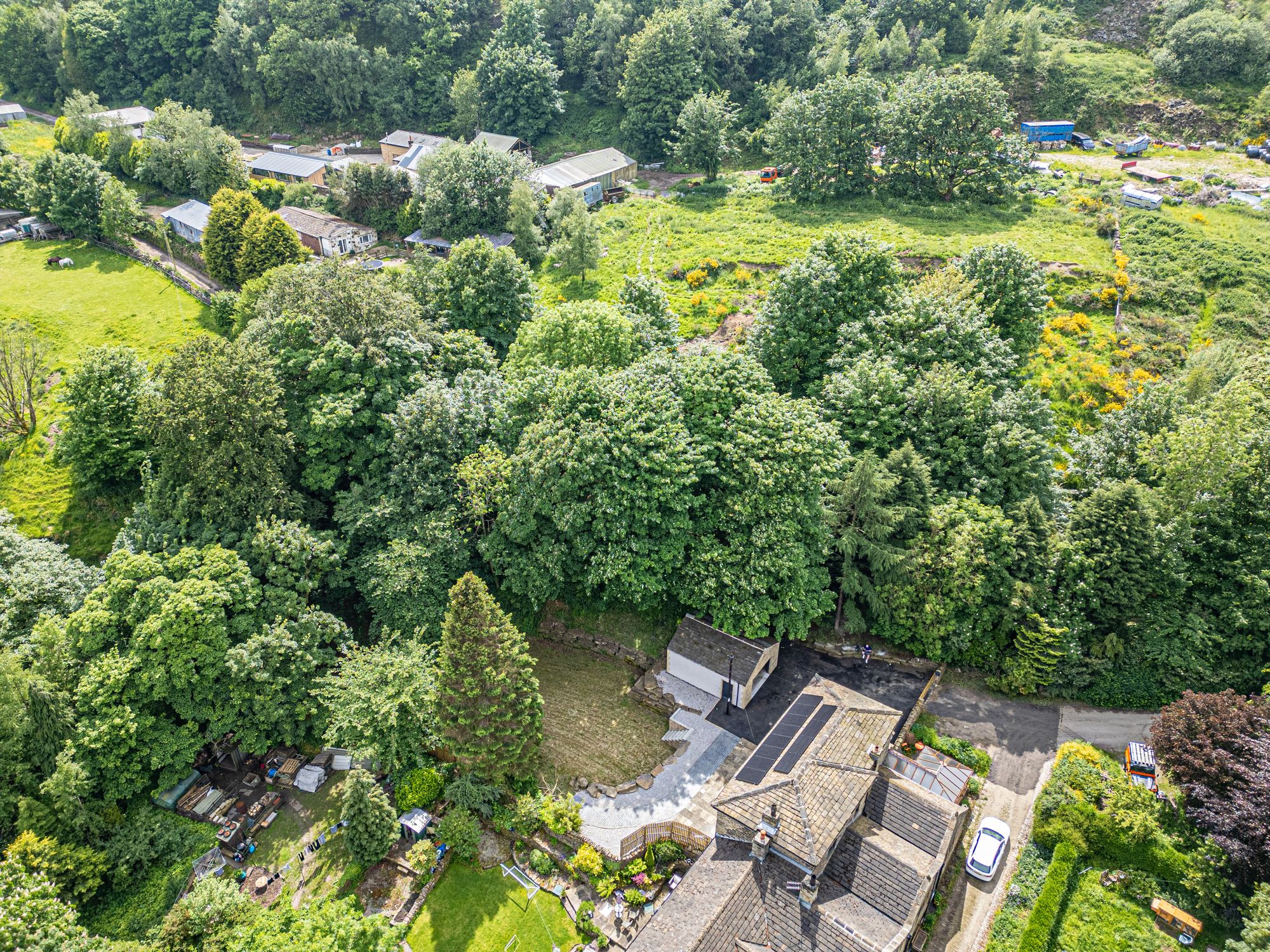 4 bed house for sale in Ovenden Wood, Halifax 33