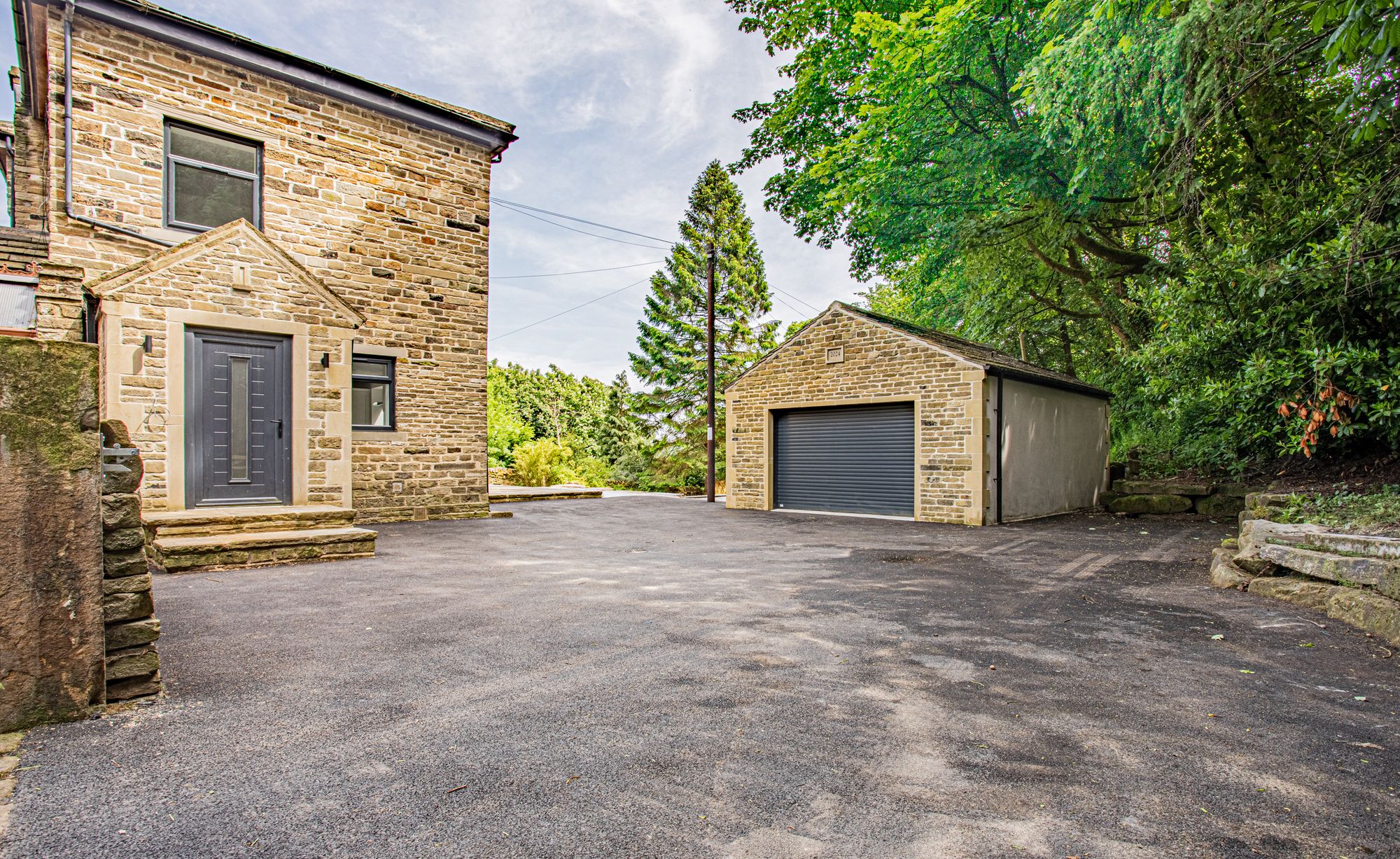 4 bed house for sale in Ovenden Wood, Halifax 23