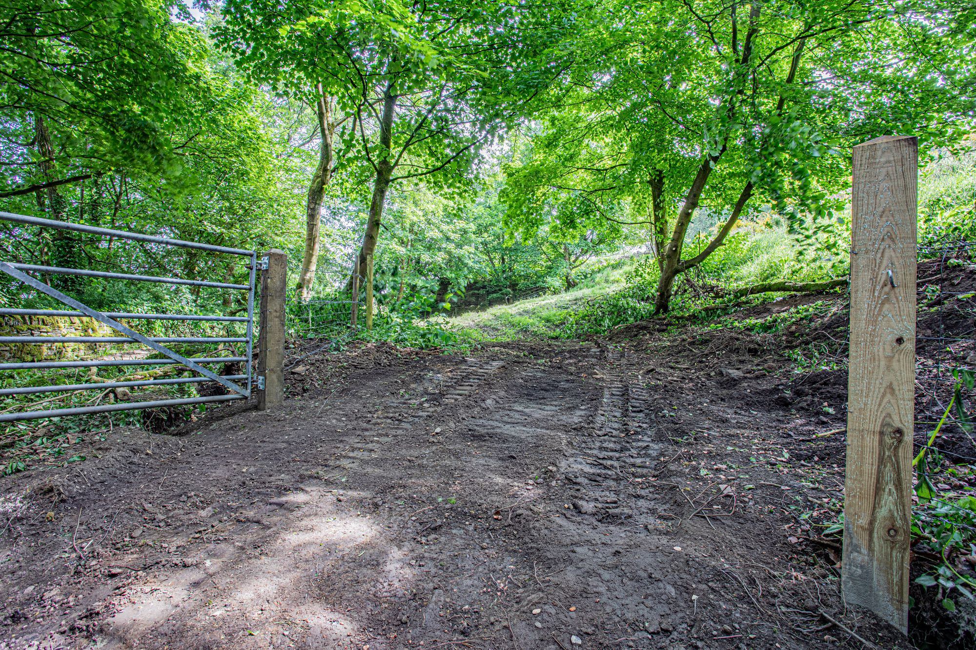 4 bed house for sale in Ovenden Wood, Halifax  - Property Image 28