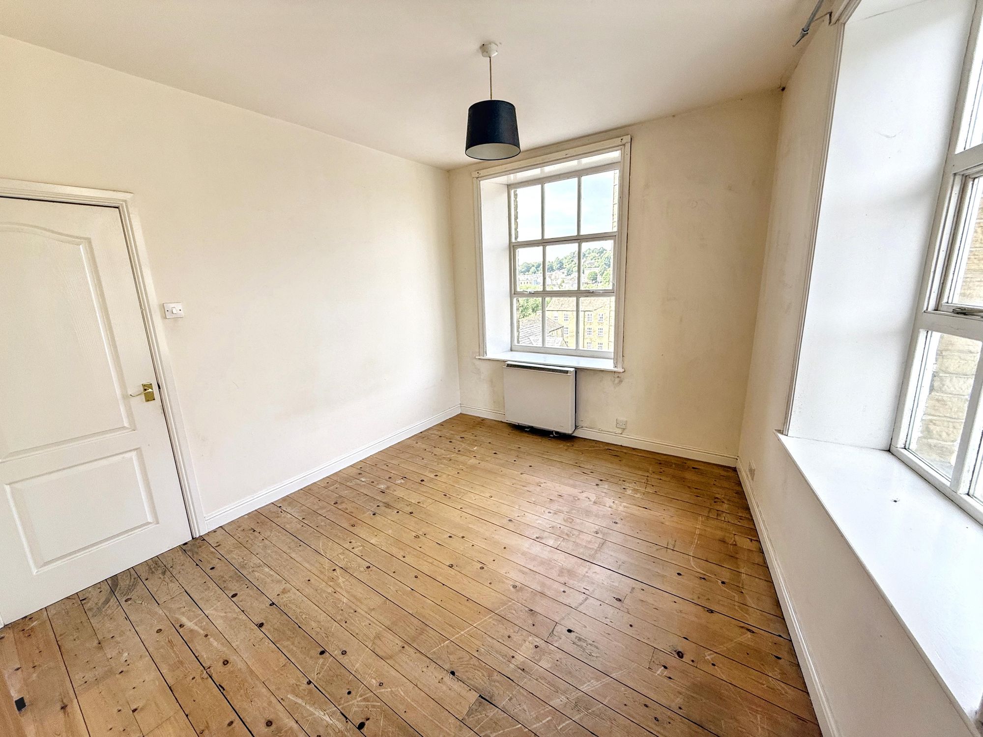 2 bed flat for sale in Wharf Street, Sowerby Bridge  - Property Image 3