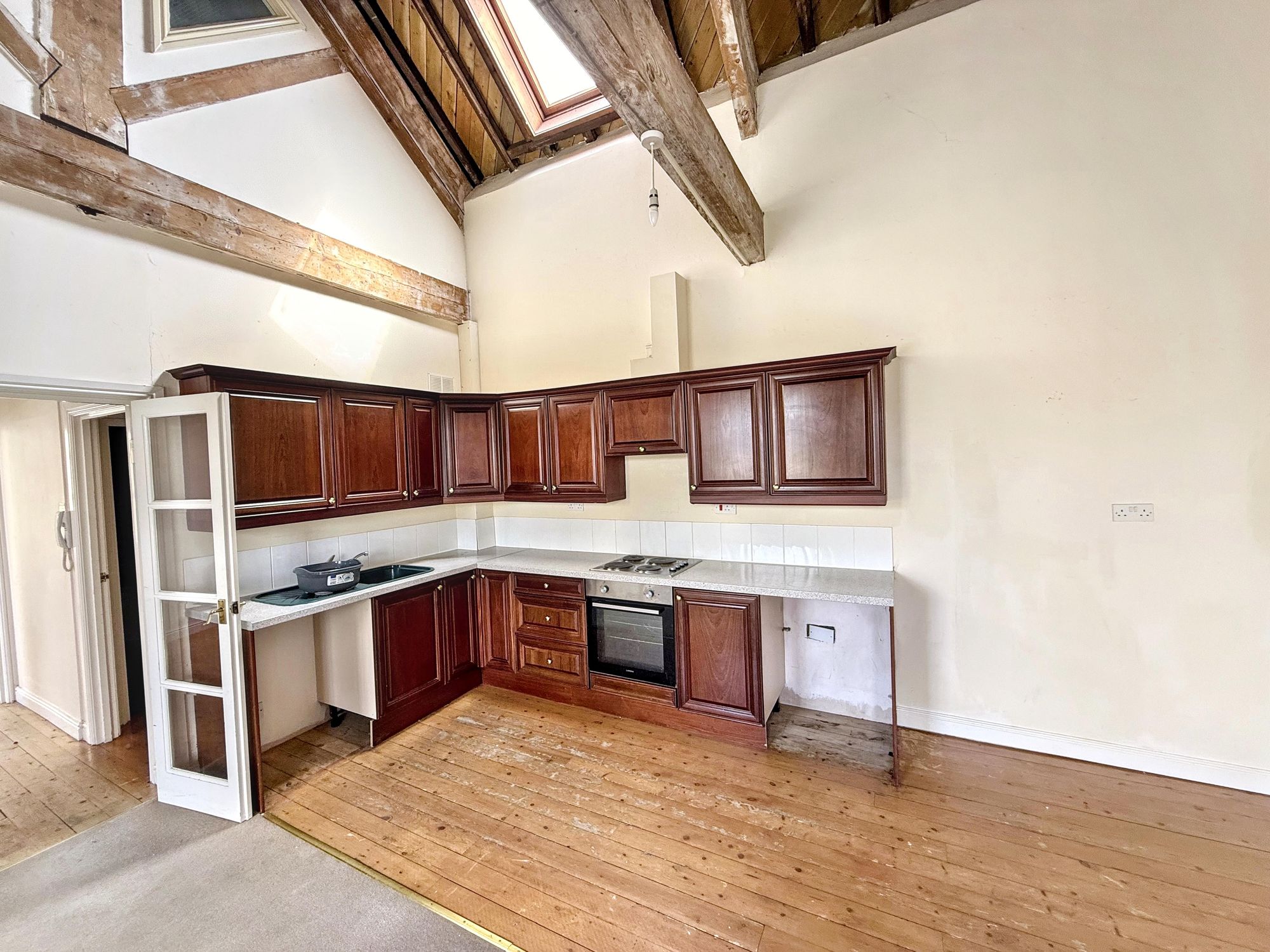 2 bed flat for sale in Wharf Street, Sowerby Bridge  - Property Image 9