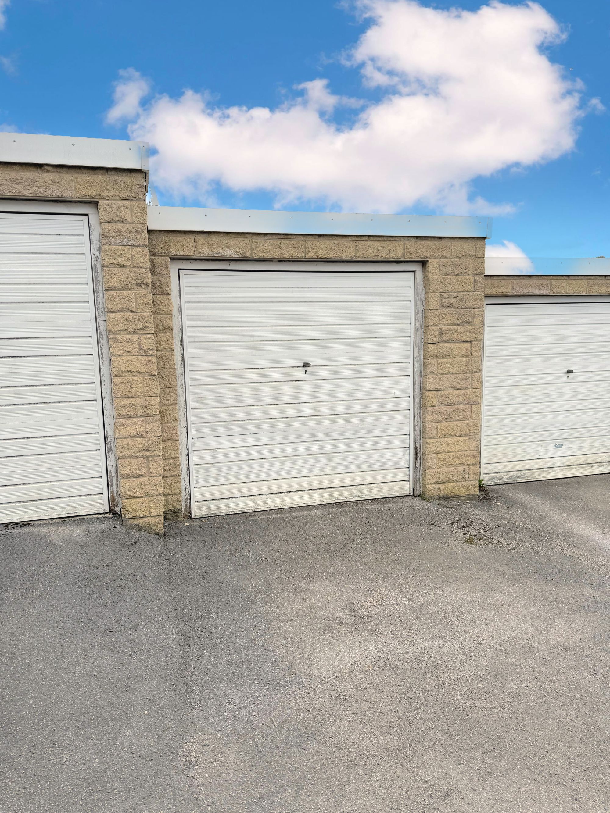 3 bed terraced house for sale in Clough Lane, Halifax 34