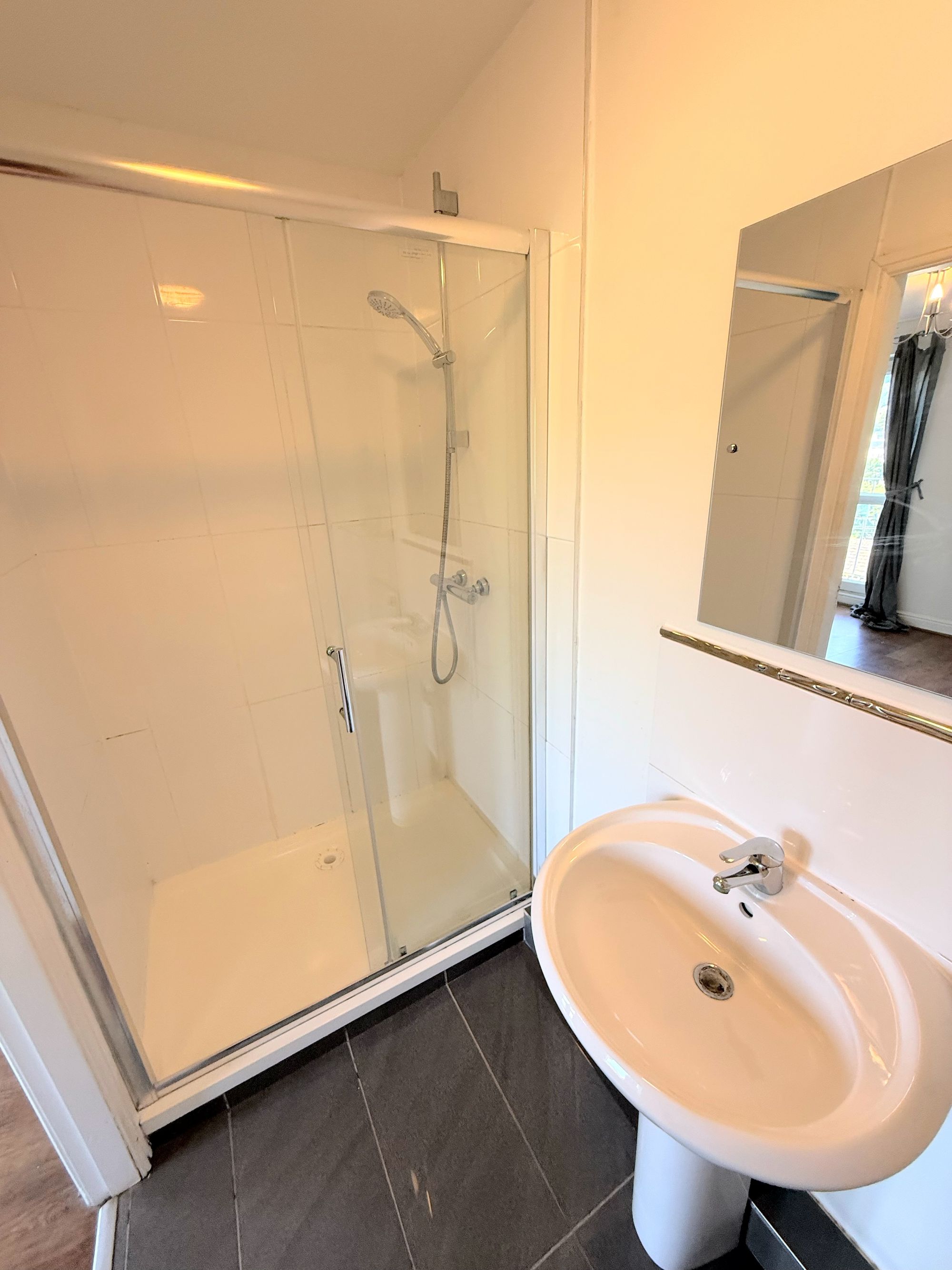 4 bed terraced town house for sale in Princeton Close, Halifax  - Property Image 16