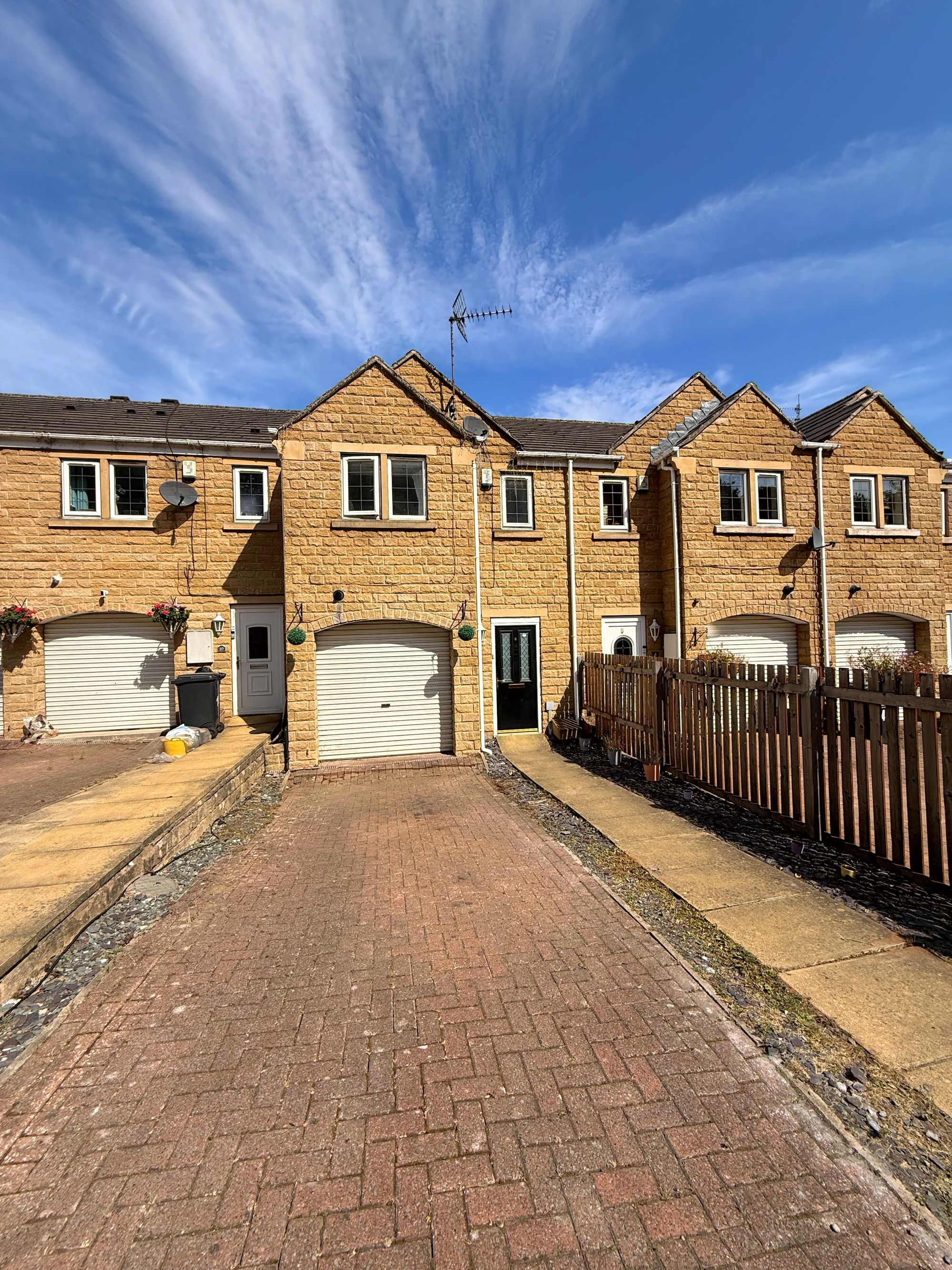4 bed terraced town house for sale in Princeton Close, Halifax 4