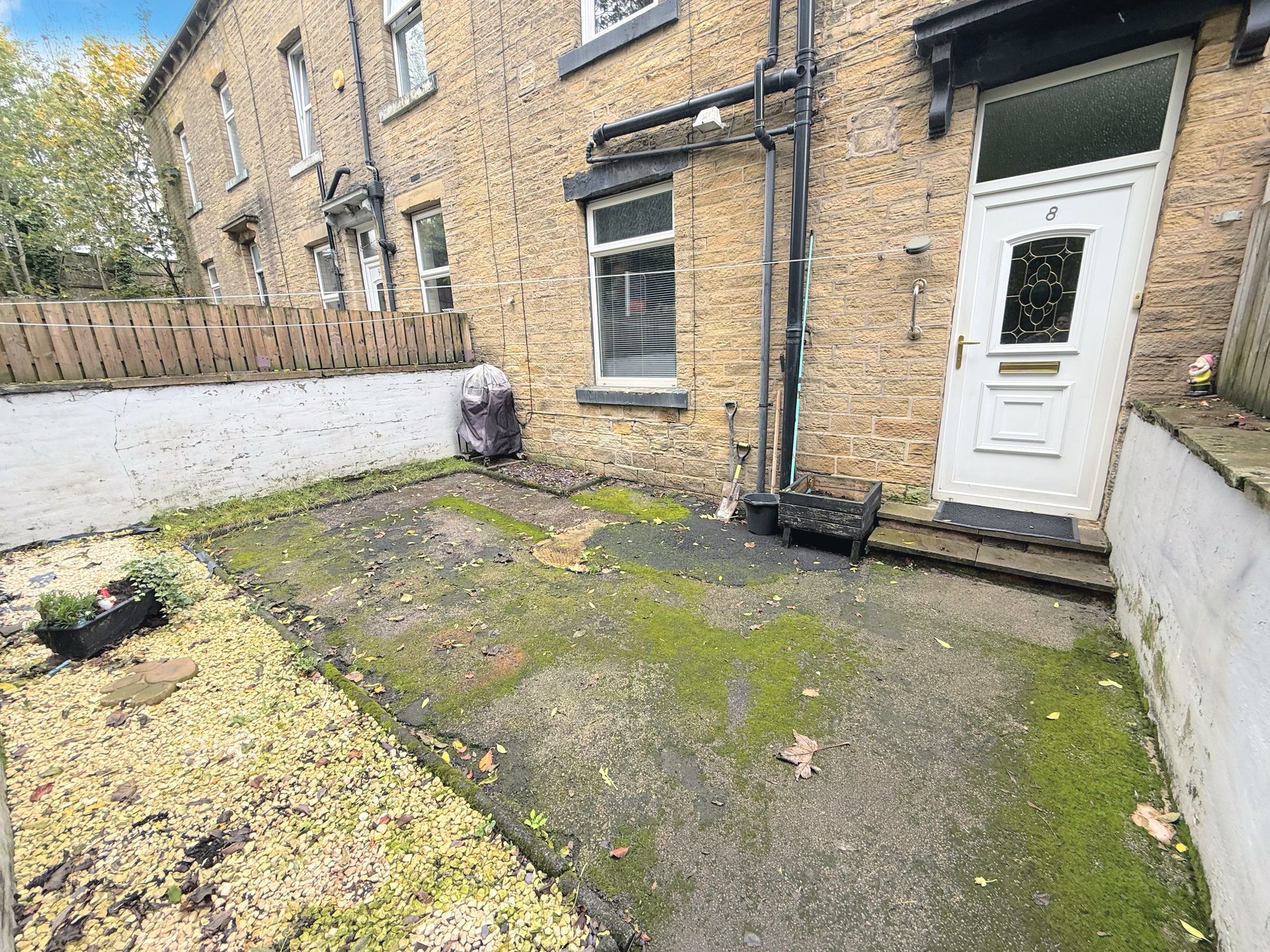 2 bed mid-terraced house for sale in Crossley Terrace South, Halifax 4