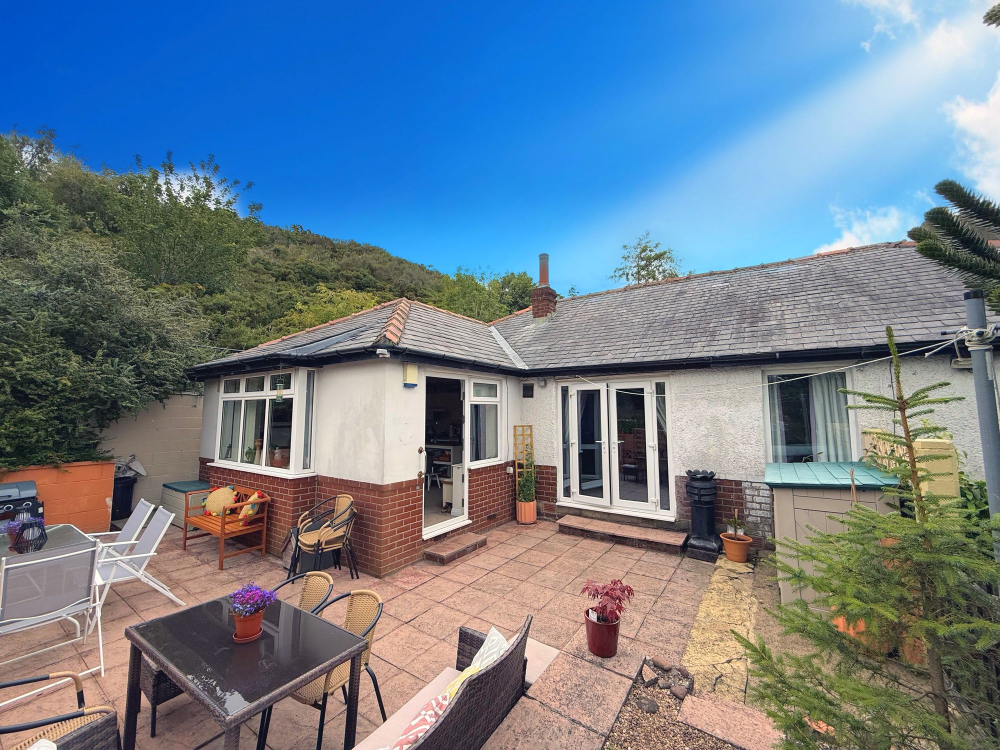 4 bed detached house for sale in Lane Ends, Halifax  - Property Image 36