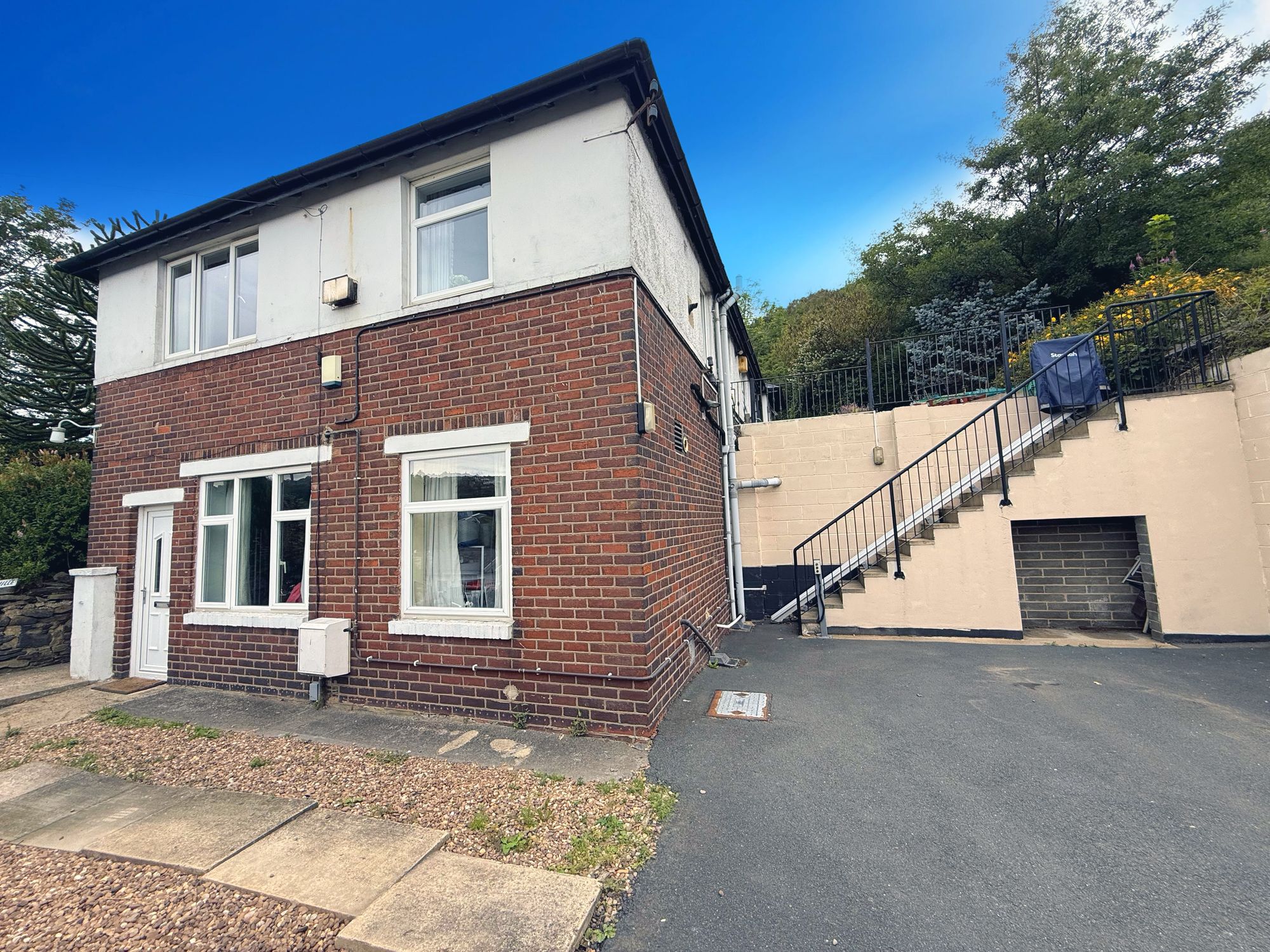 4 bed detached house for sale in Lane Ends, Halifax  - Property Image 5