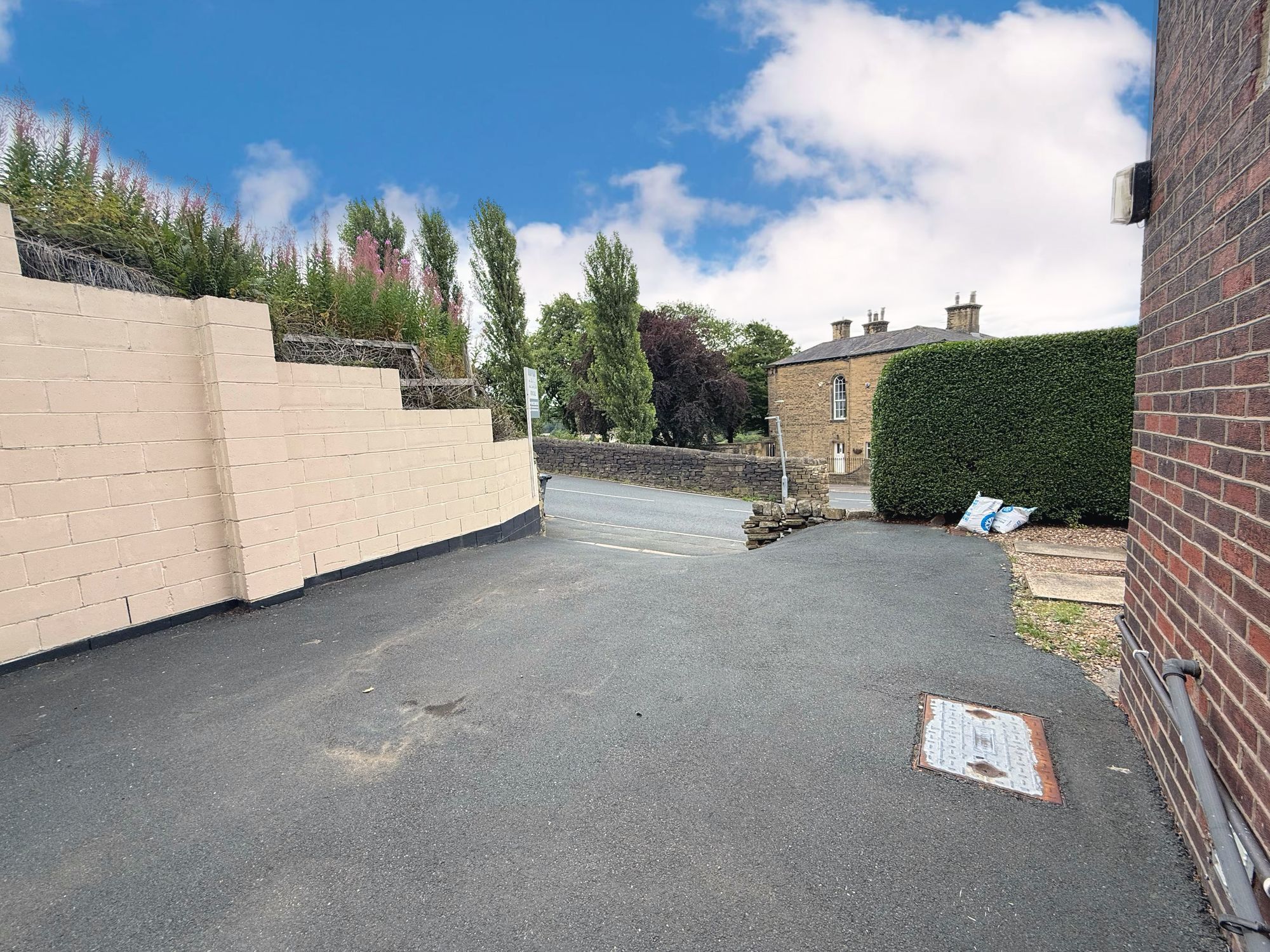 4 bed detached house for sale in Lane Ends, Halifax  - Property Image 39