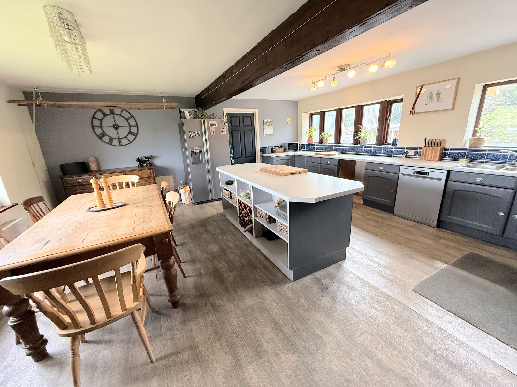 4 bed semi-detached house to rent in Balkram Edge Road, Halifax  - Property Image 9