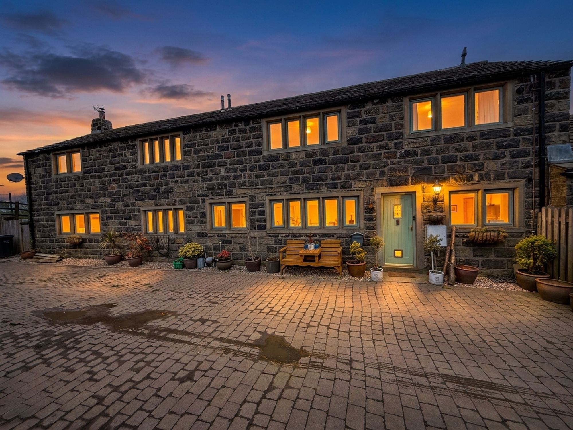 4 bed semi-detached house to rent in Balkram Edge Road, Halifax  - Property Image 32