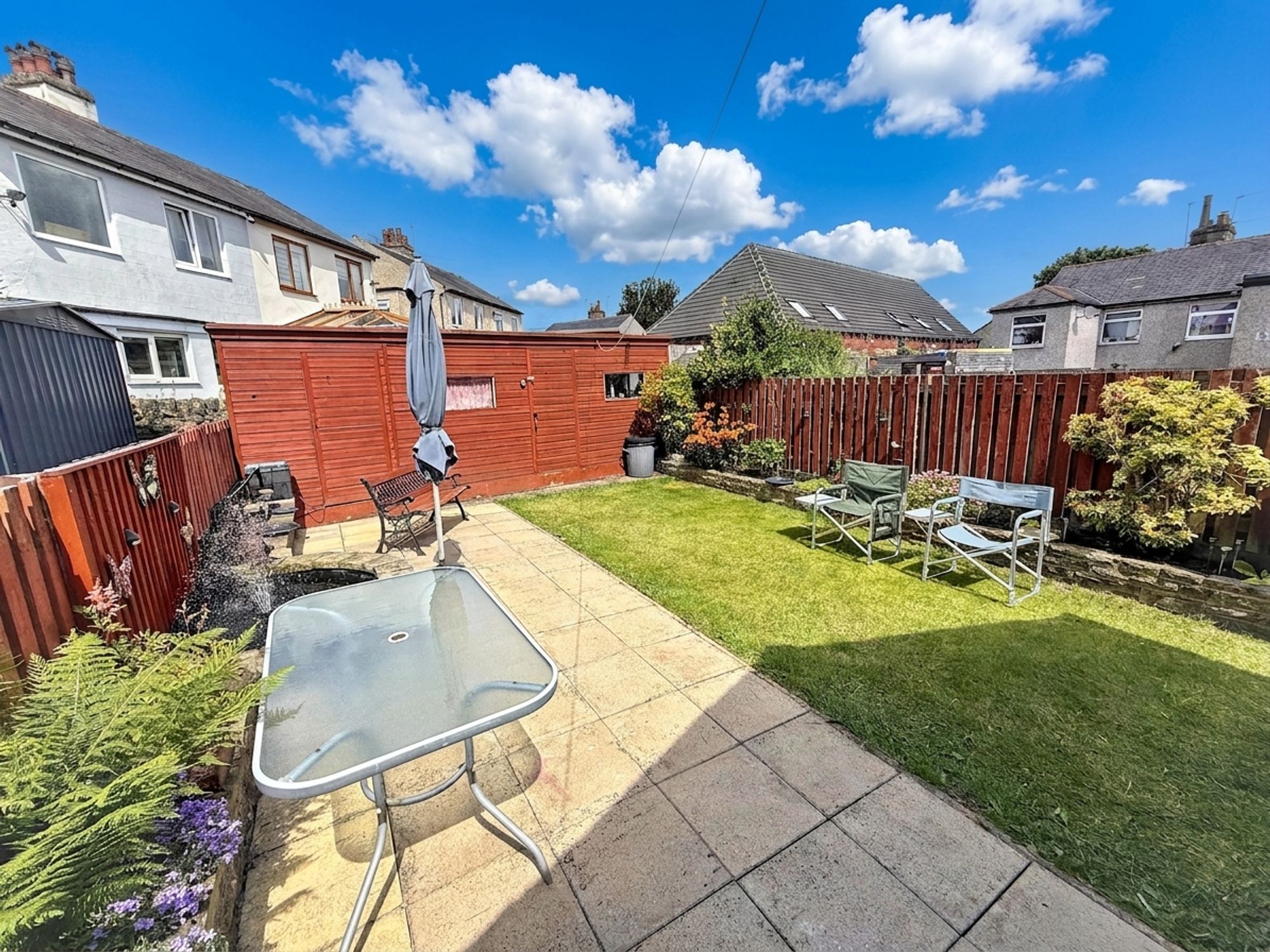 2 bed semi-detached house for sale in Lee Mount Gardens, Halifax 19