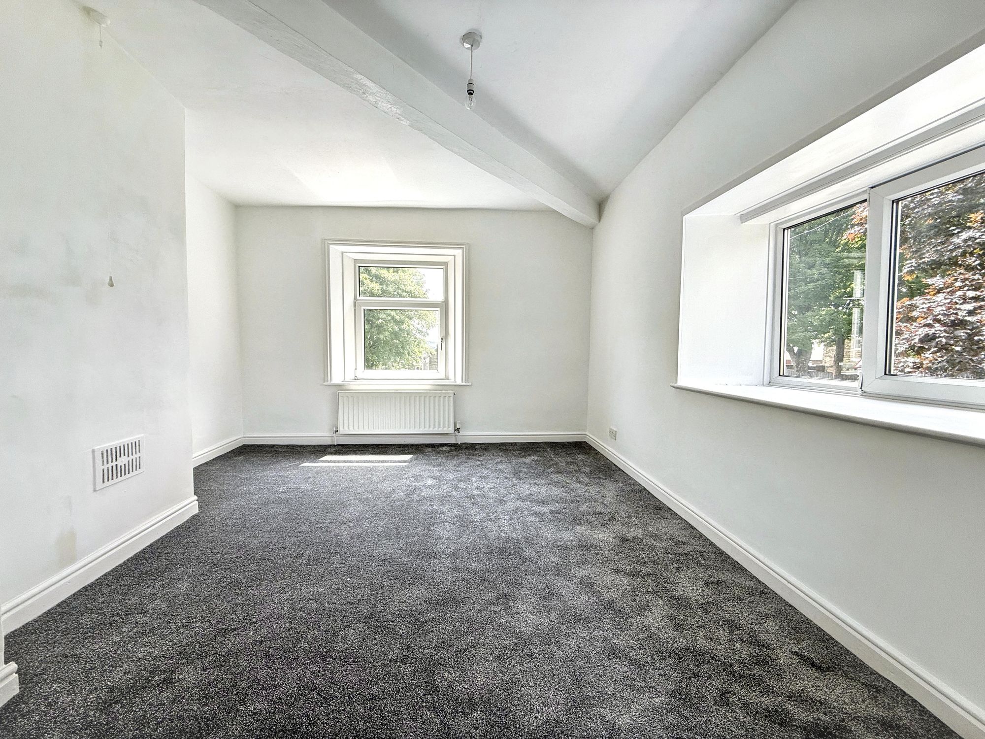 2 bed end of terrace house for sale in Nursery Lane, Halifax  - Property Image 12