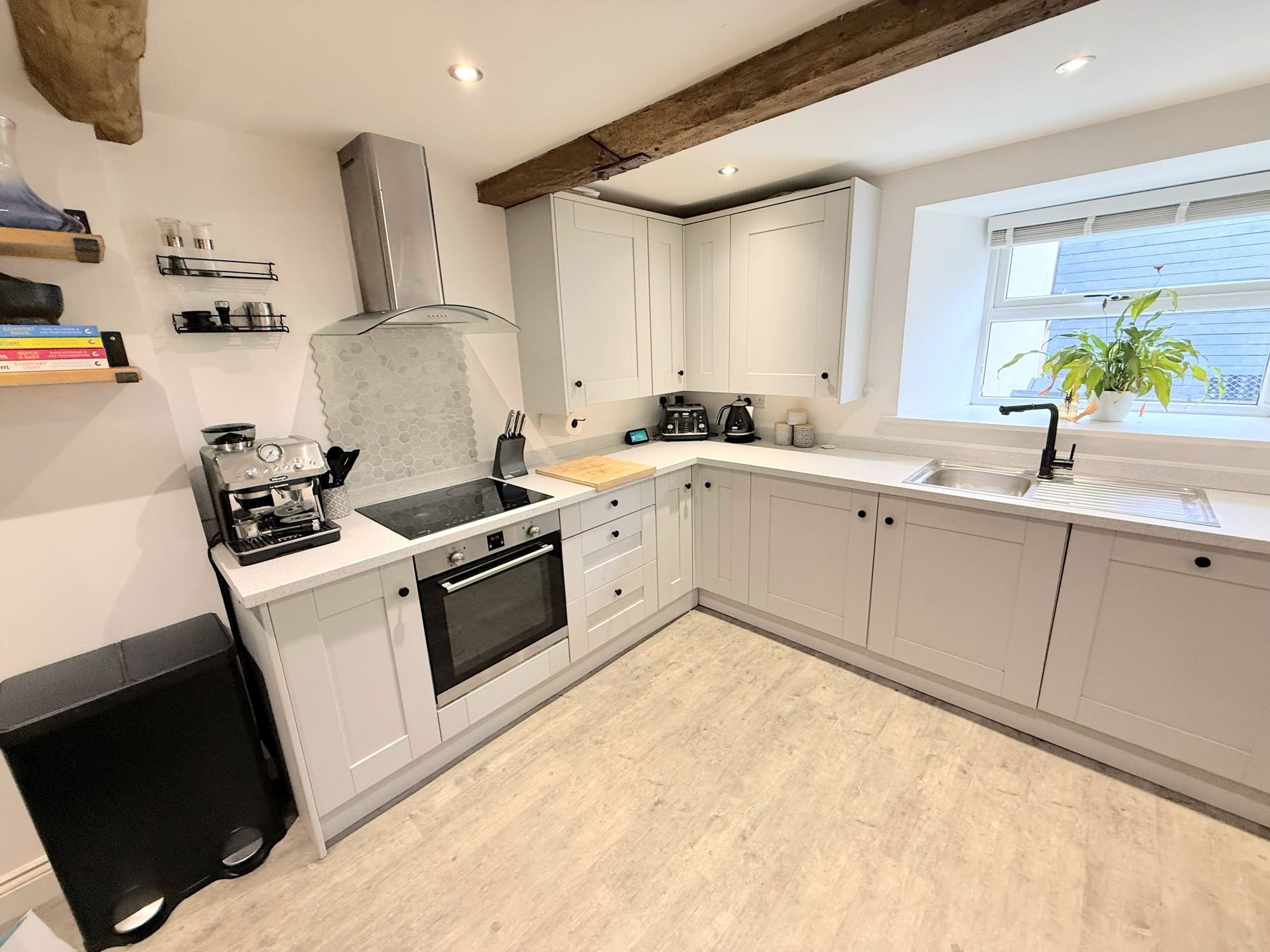 3 bed semi-detached house for sale in Cain Lane, Halifax  - Property Image 14